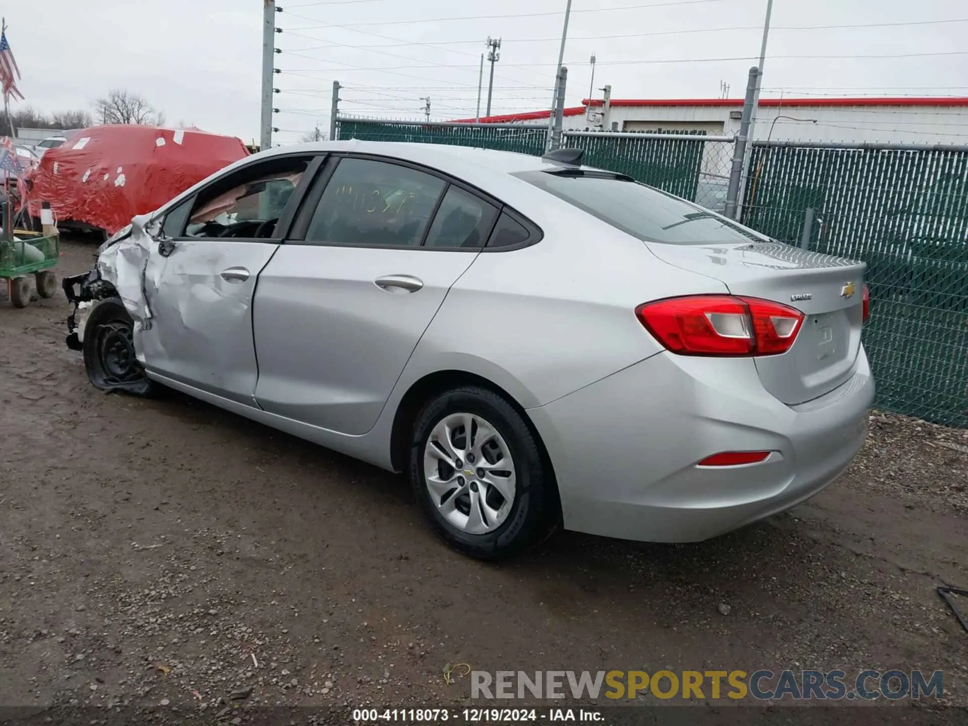 3 fotografías del automóvil dañado 1G1BC5SM0K7135558 CHEVROLET CRUZE 2019