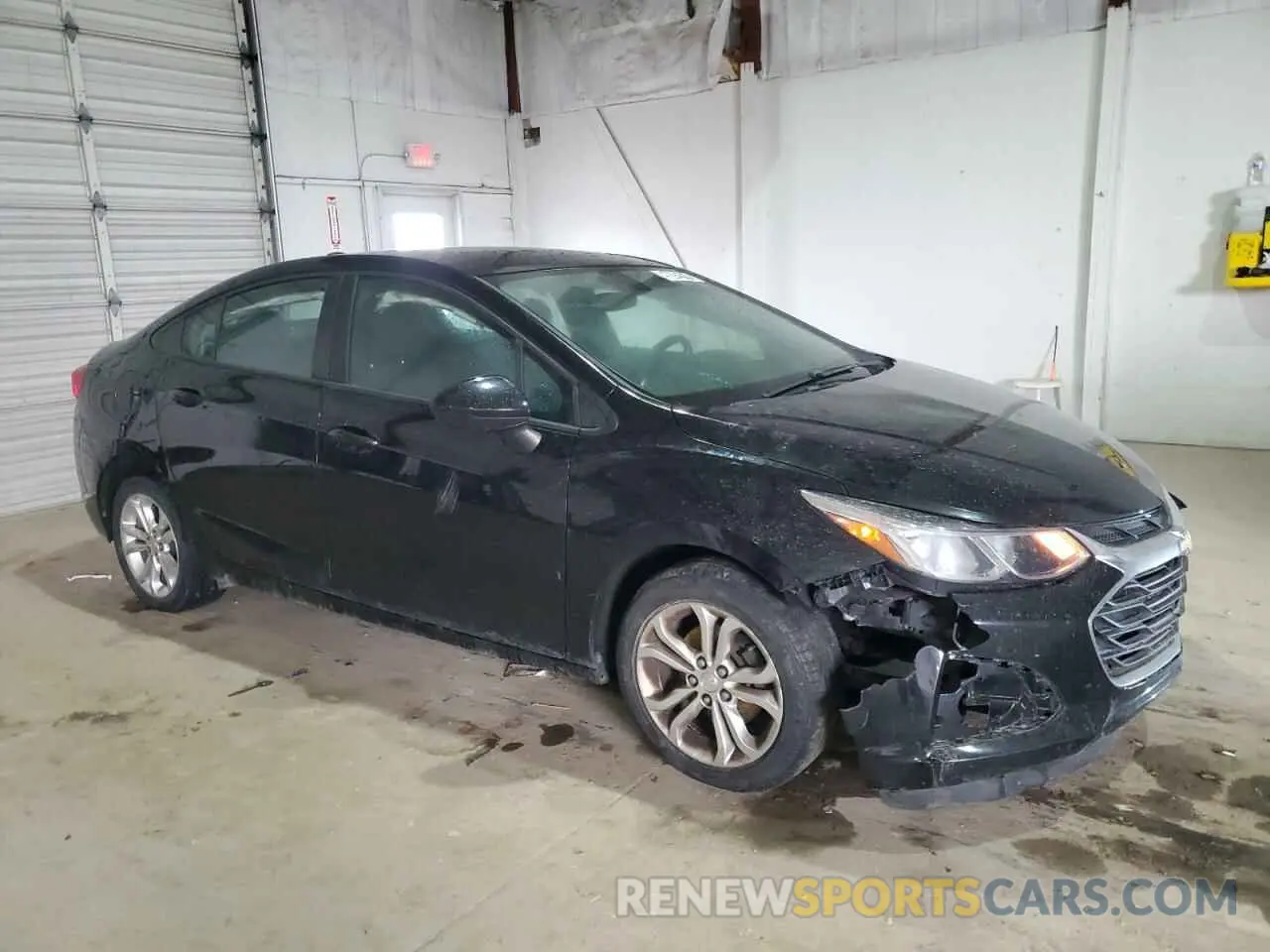 4 fotografías del automóvil dañado 1G1BC5SM1K7109714 CHEVROLET CRUZE 2019