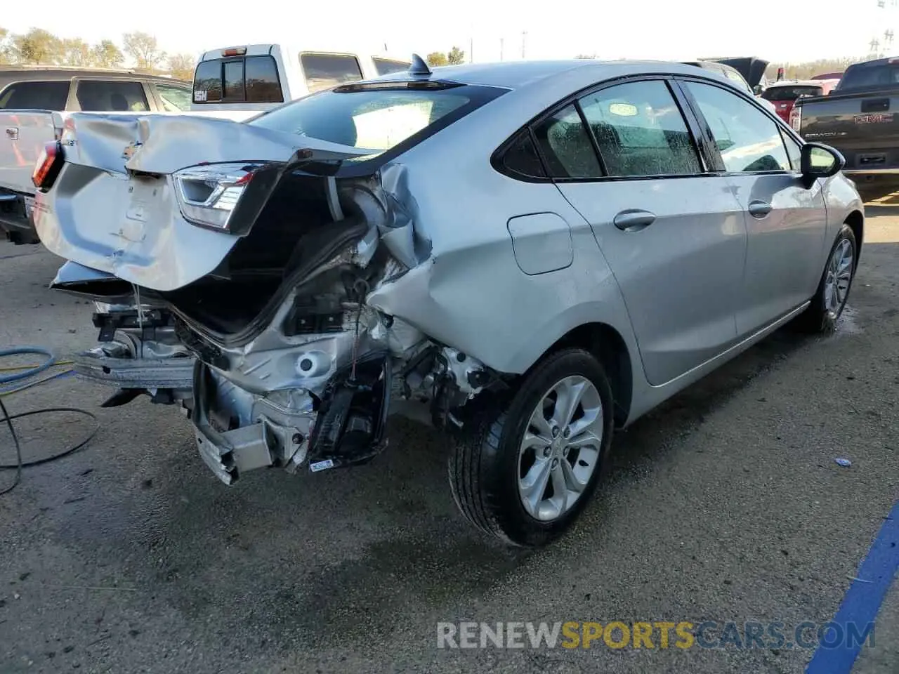 3 fotografías del automóvil dañado 1G1BC5SM1K7110863 CHEVROLET CRUZE 2019