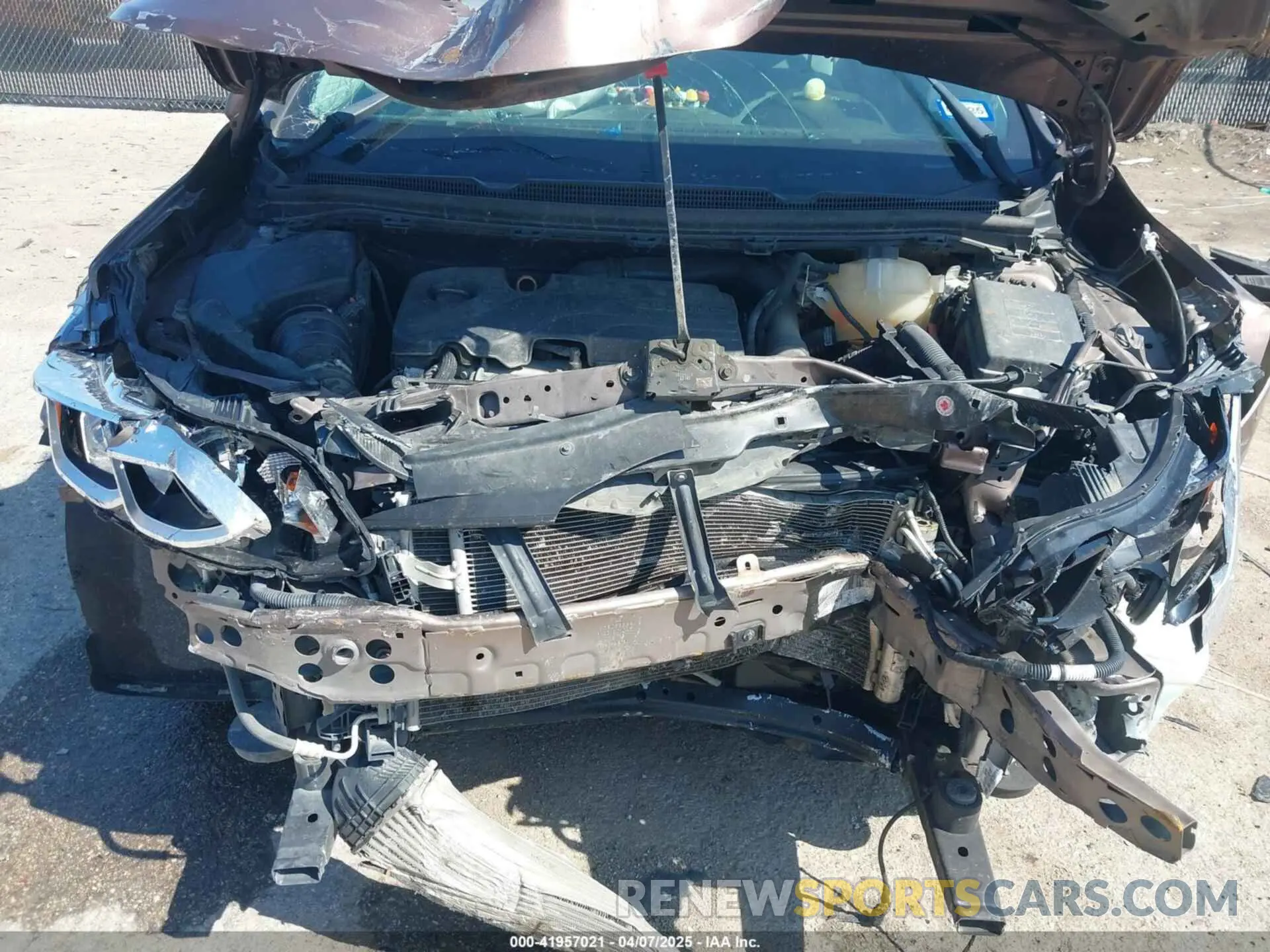 10 fotografías del automóvil dañado 1G1BC5SM1K7125153 CHEVROLET CRUZE 2019