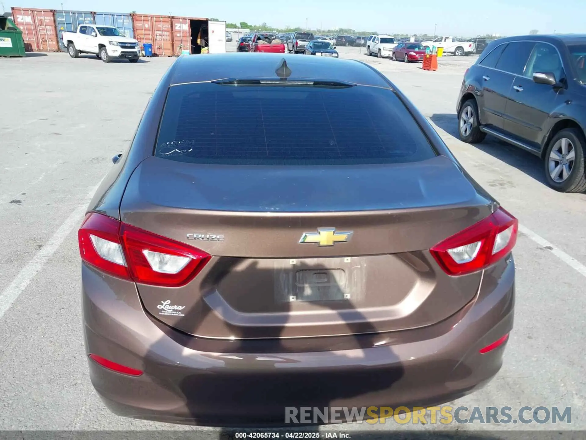 6 fotografías del automóvil dañado 1G1BC5SM2K7121922 CHEVROLET CRUZE 2019
