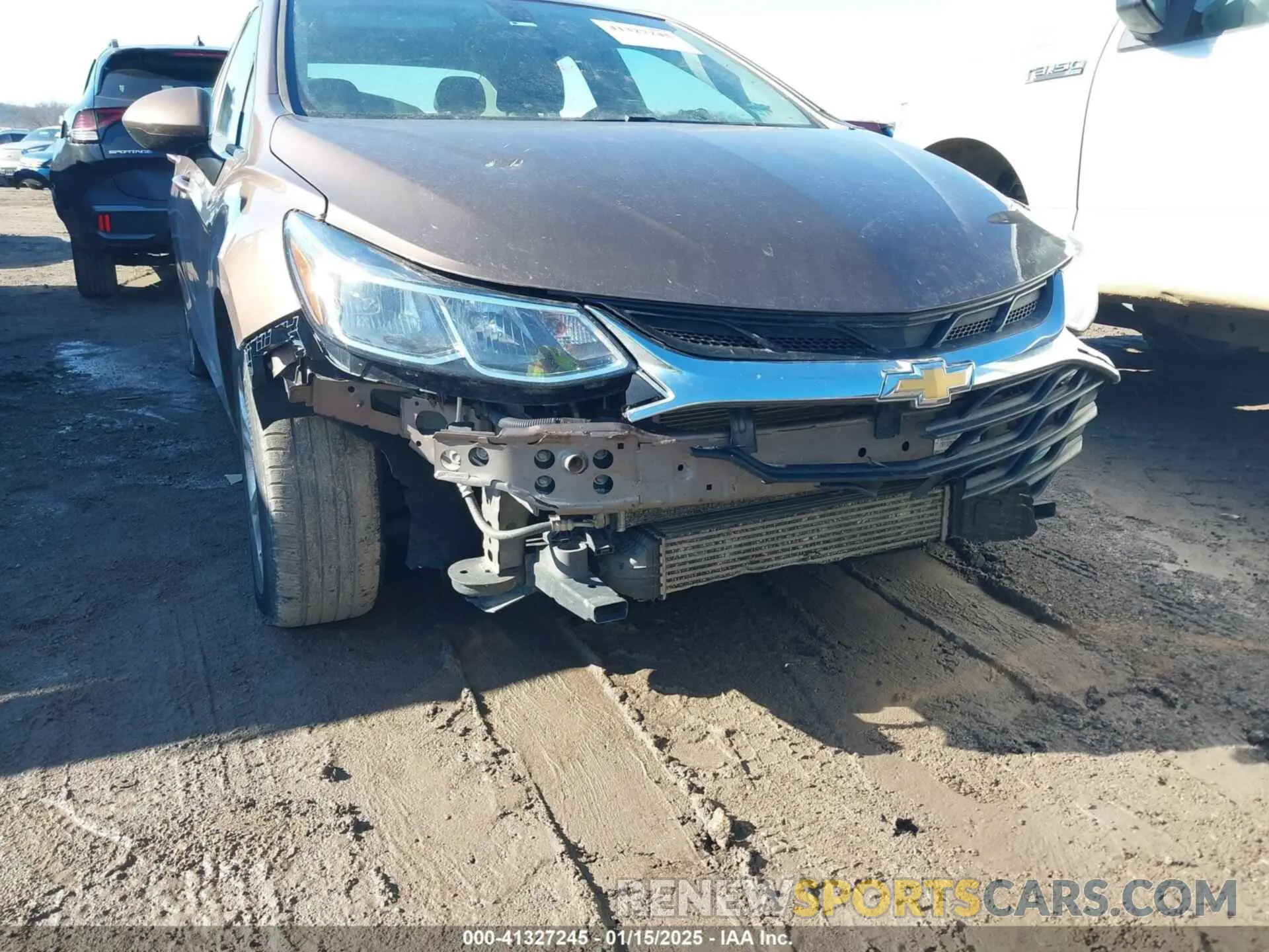 6 fotografías del automóvil dañado 1G1BC5SM2K7128028 CHEVROLET CRUZE 2019