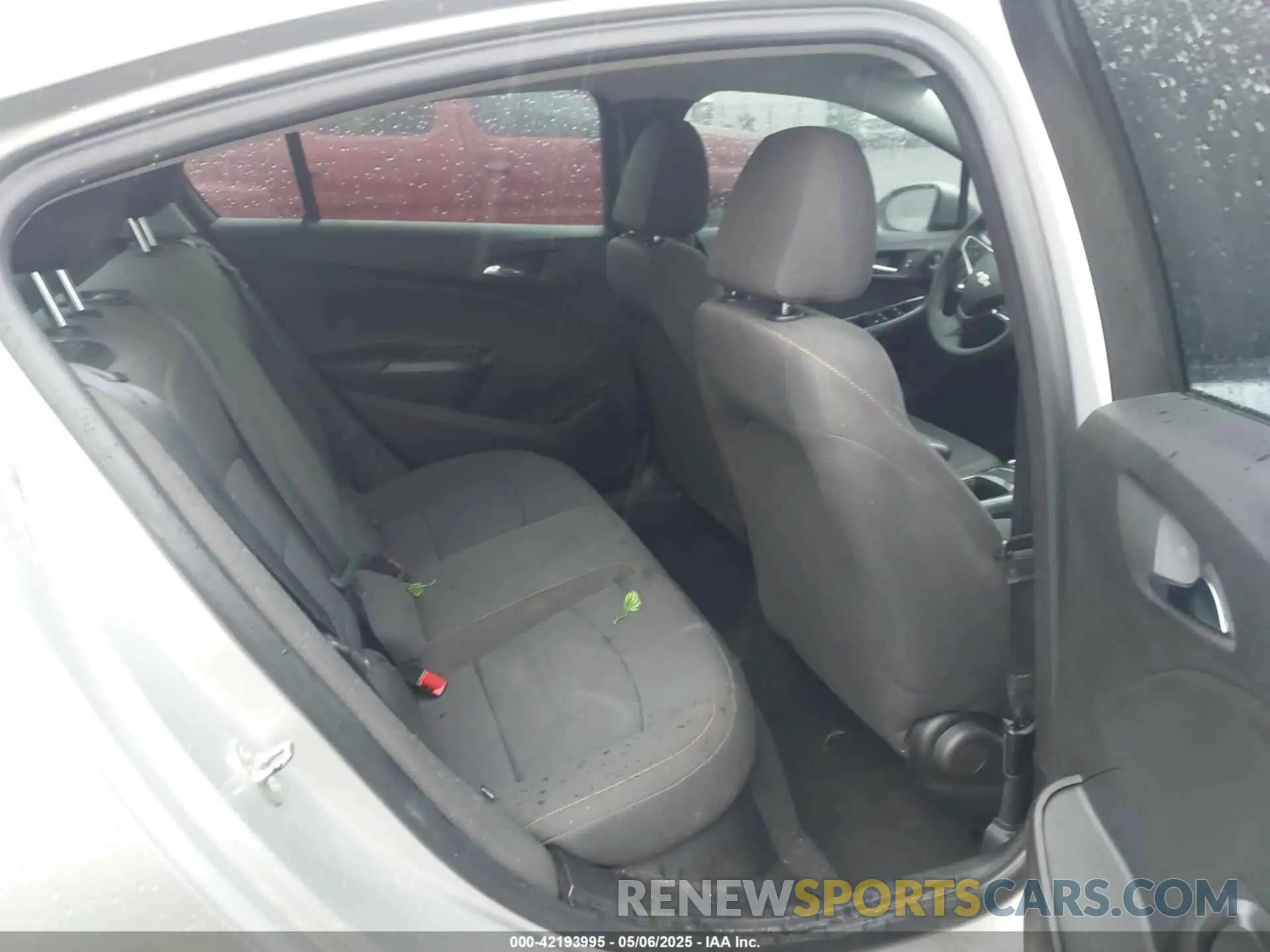8 fotografías del automóvil dañado 1G1BC5SM2K7148943 CHEVROLET CRUZE 2019