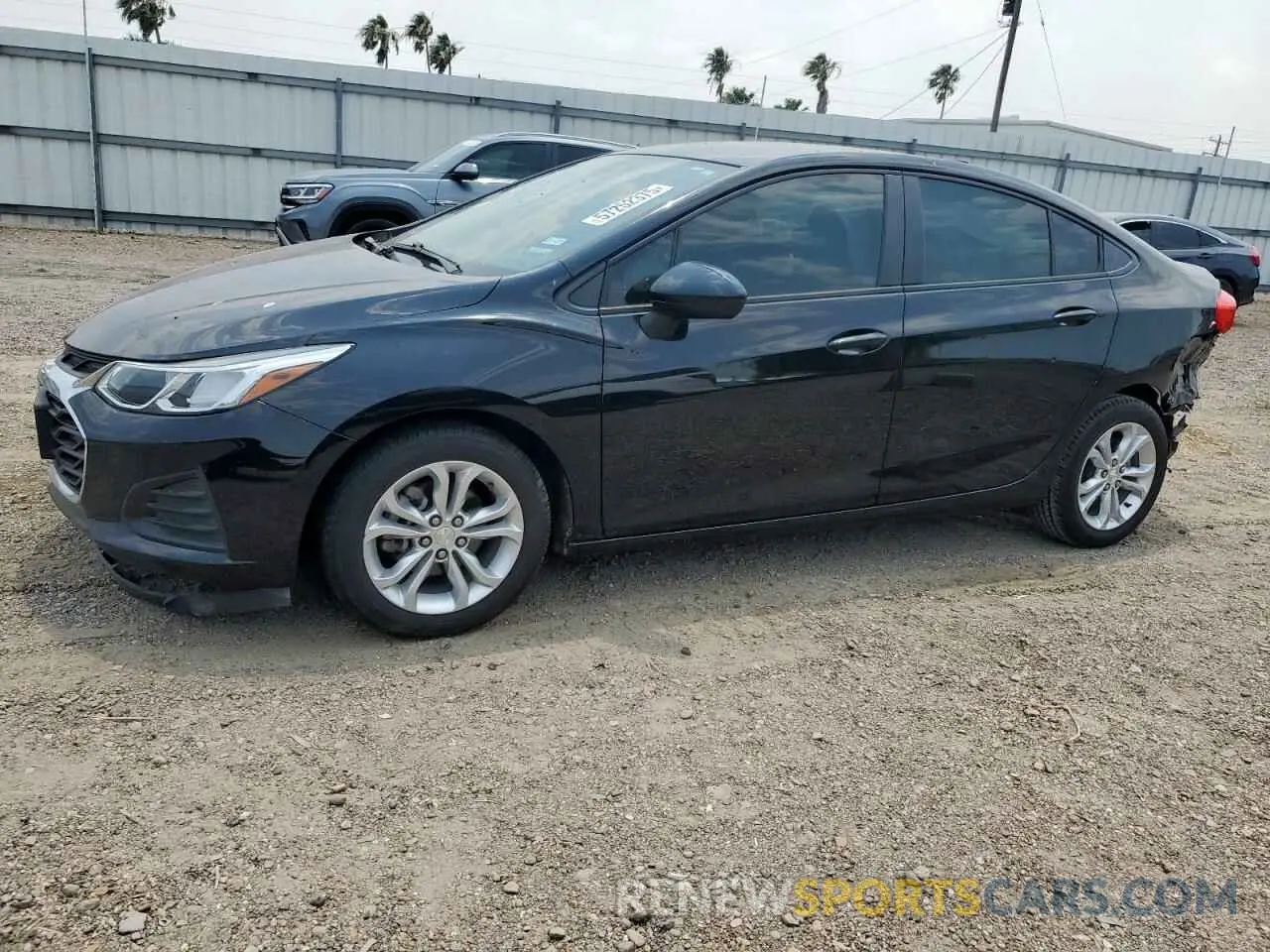 1 fotografías del automóvil dañado 1G1BC5SM3K7128605 CHEVROLET CRUZE 2019