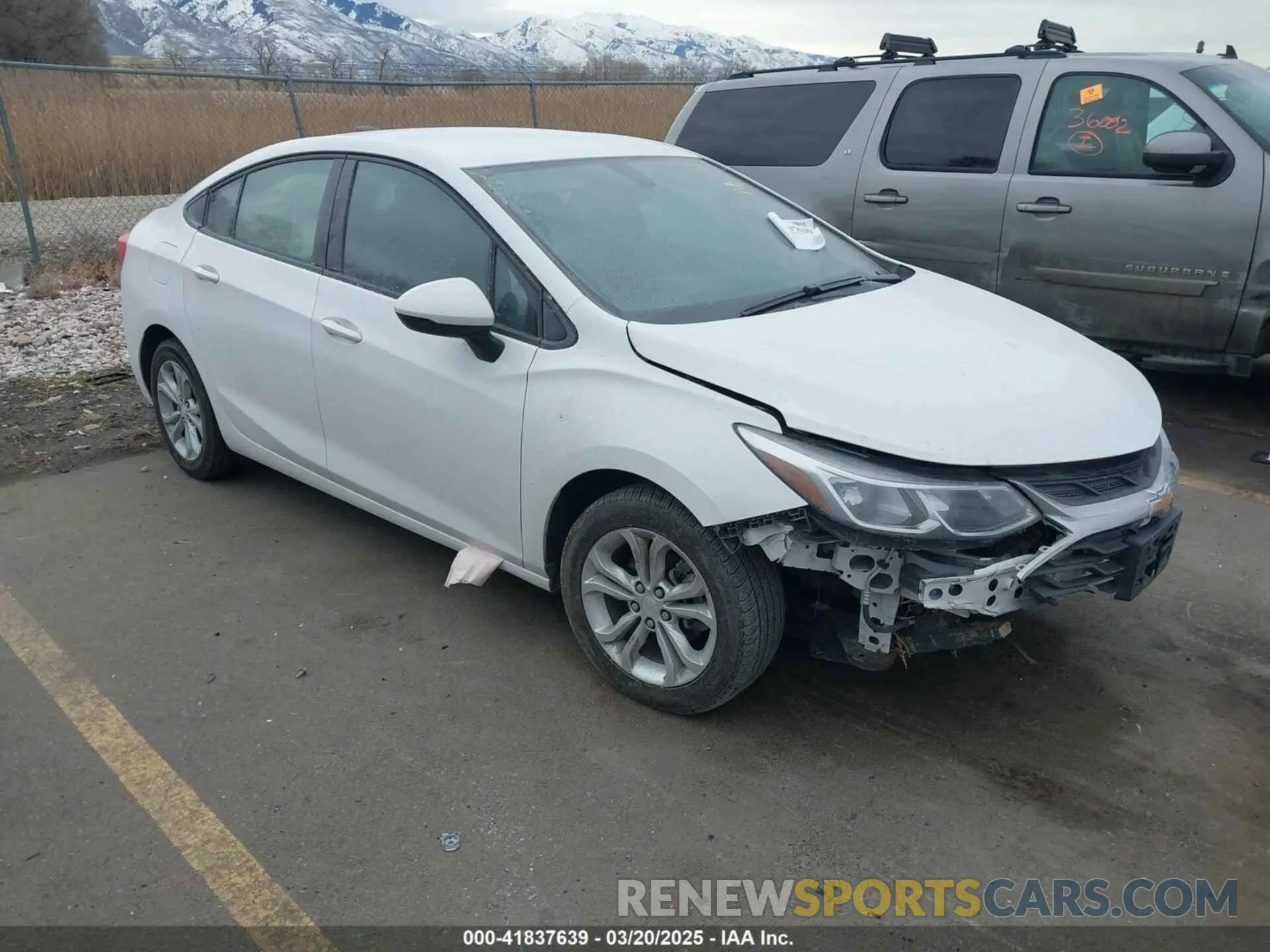 1 fotografías del automóvil dañado 1G1BC5SM3K7153066 CHEVROLET CRUZE 2019