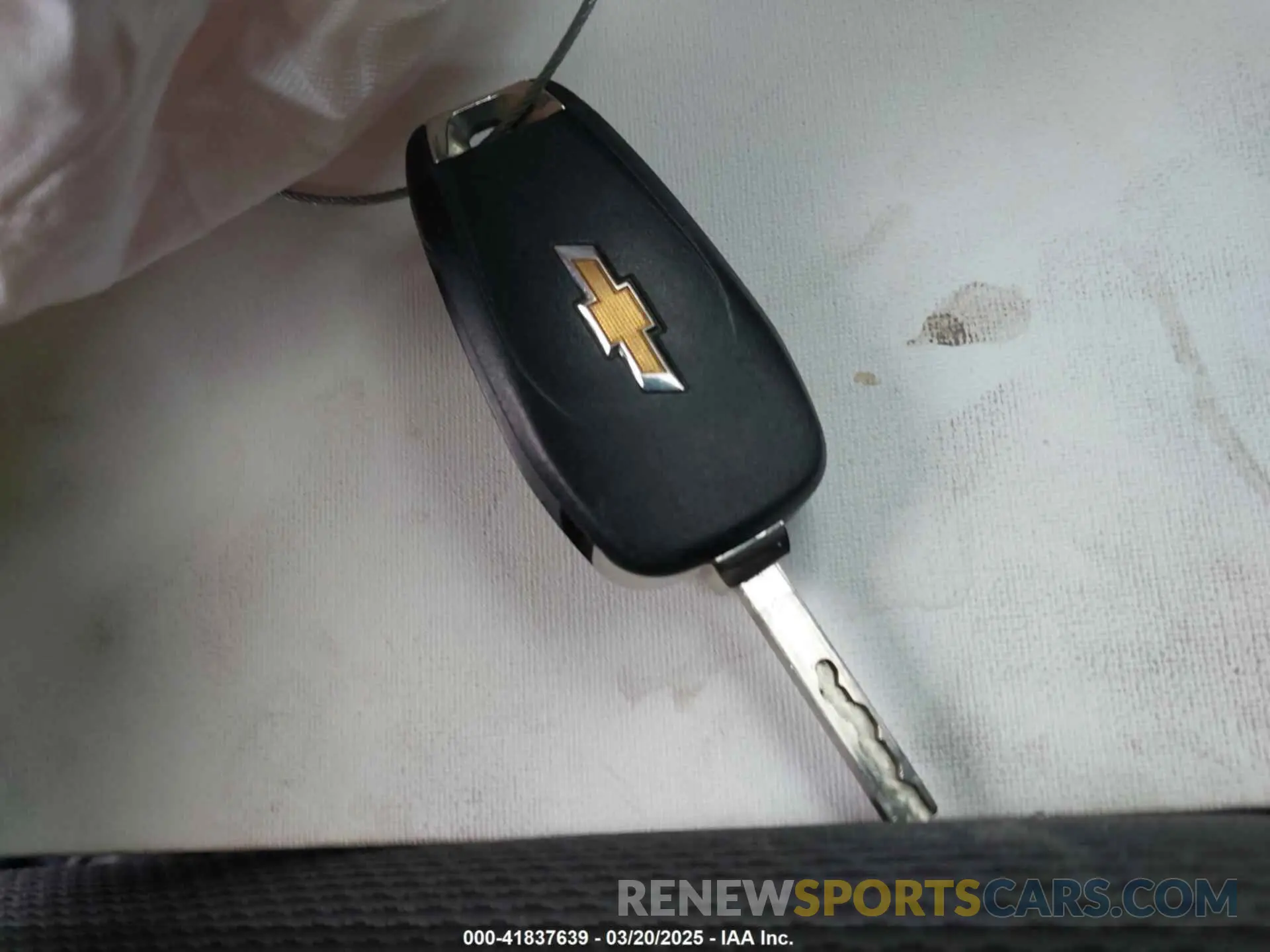 11 fotografías del automóvil dañado 1G1BC5SM3K7153066 CHEVROLET CRUZE 2019
