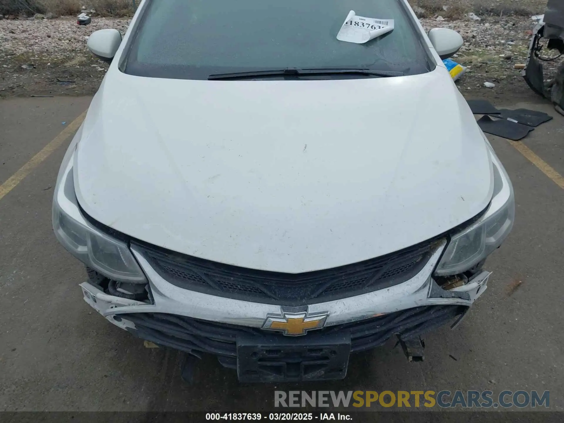 12 fotografías del automóvil dañado 1G1BC5SM3K7153066 CHEVROLET CRUZE 2019