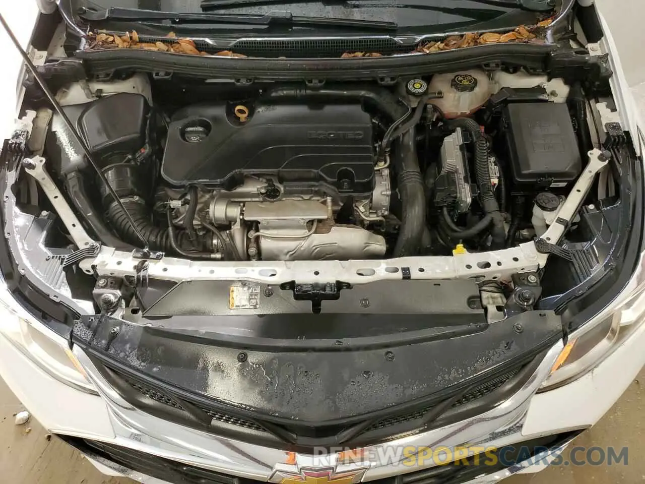 11 fotografías del automóvil dañado 1G1BC5SM4K7153299 CHEVROLET CRUZE 2019