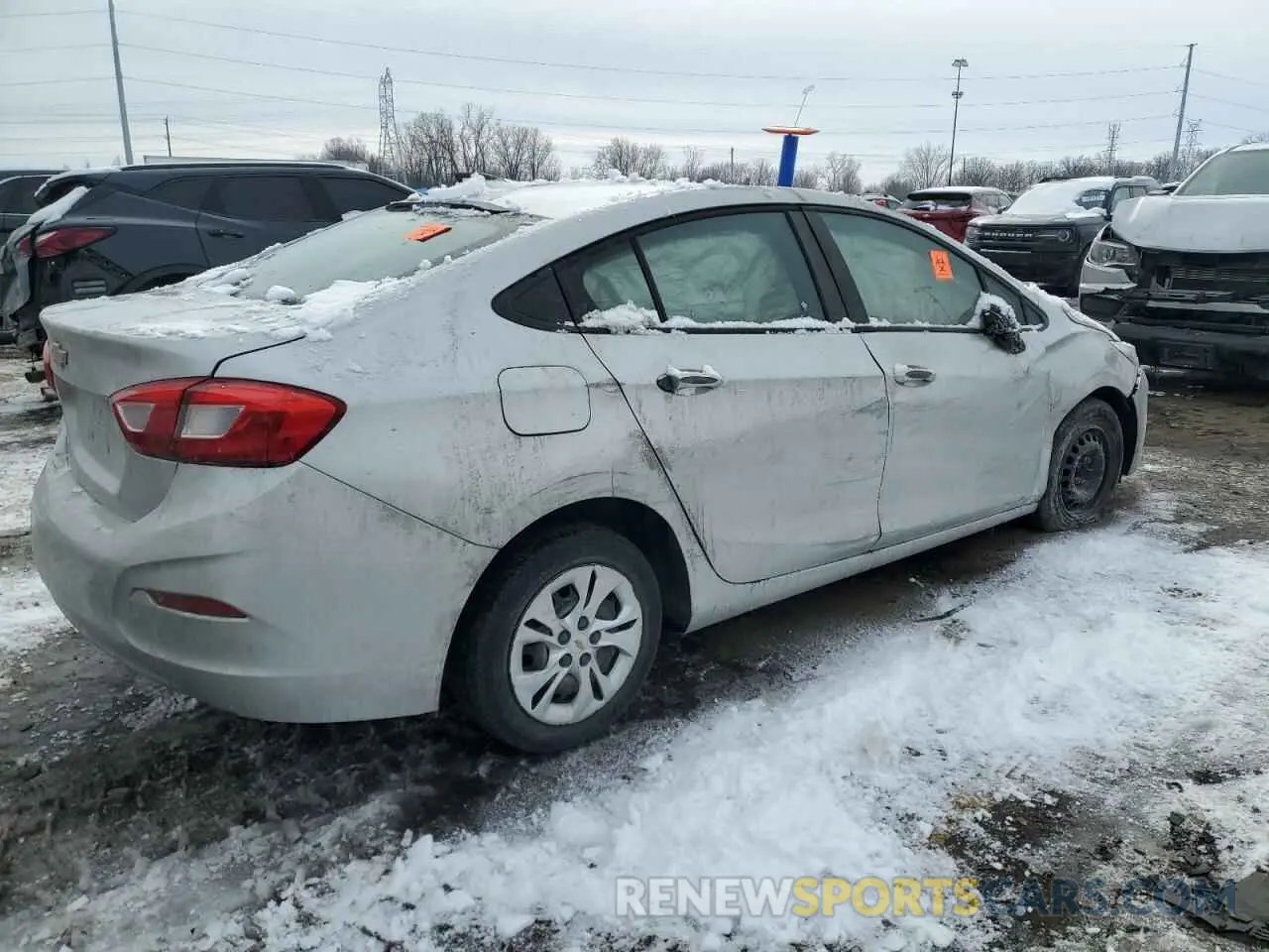 3 fotografías del automóvil dañado 1G1BC5SM5K7148094 CHEVROLET CRUZE 2019