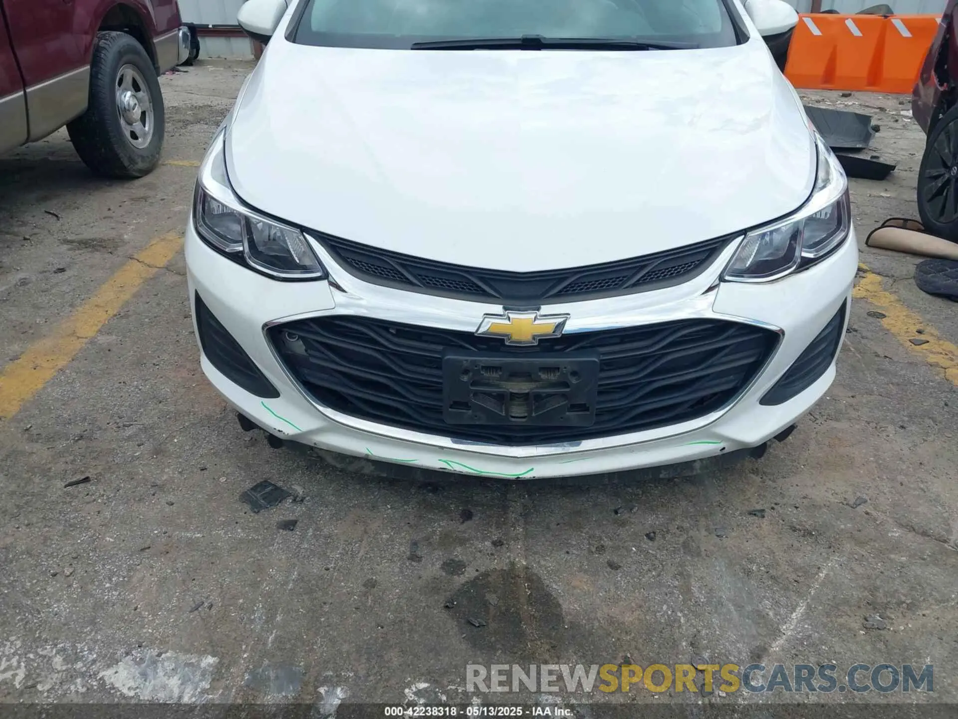 6 fotografías del automóvil dañado 1G1BC5SM5K7149861 CHEVROLET CRUZE 2019