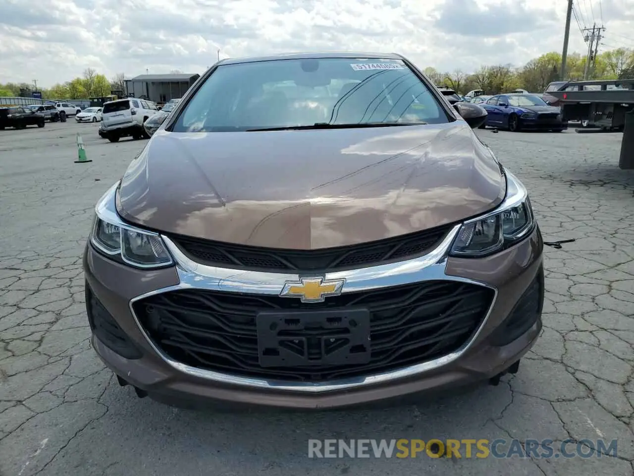 5 fotografías del automóvil dañado 1G1BC5SM6K7107635 CHEVROLET CRUZE 2019