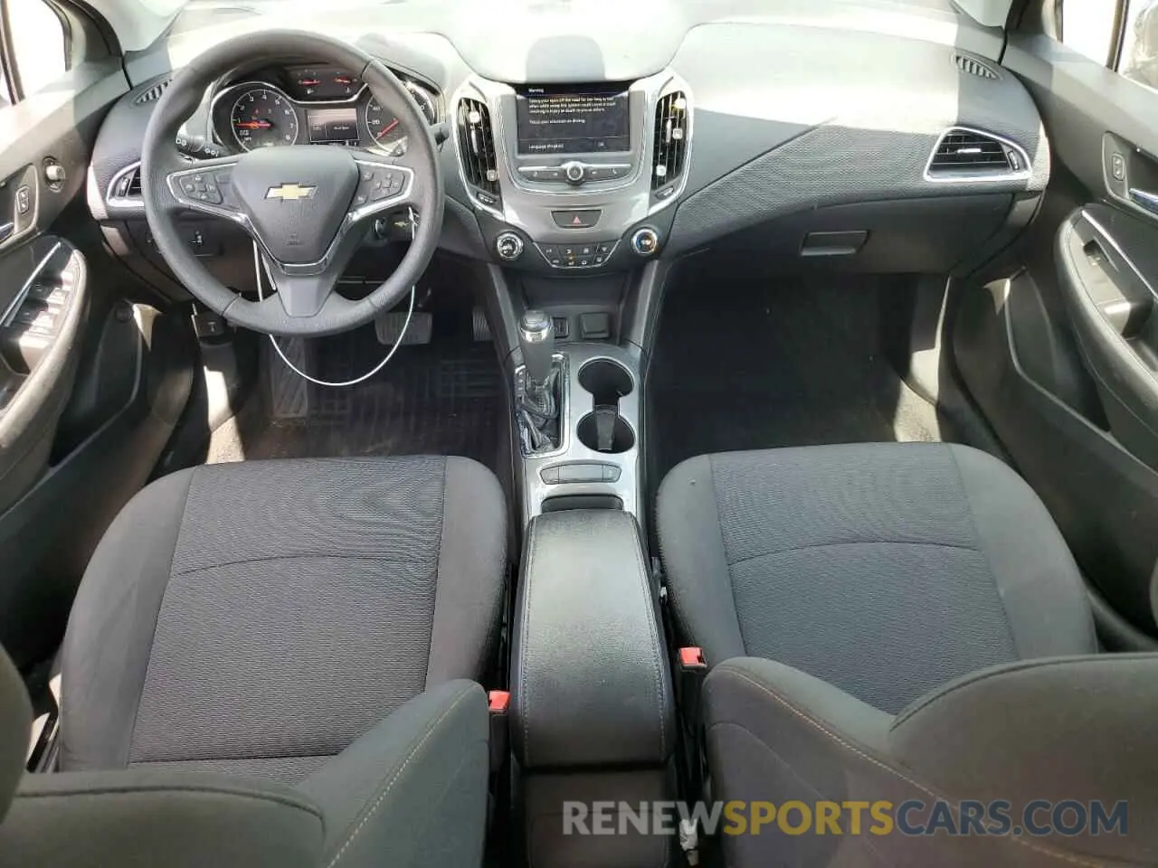 8 fotografías del automóvil dañado 1G1BC5SM6K7107635 CHEVROLET CRUZE 2019