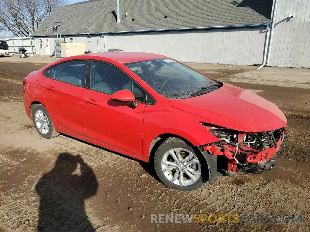 4 fotografías del automóvil dañado 1G1BC5SM6K7107733 CHEVROLET CRUZE 2019