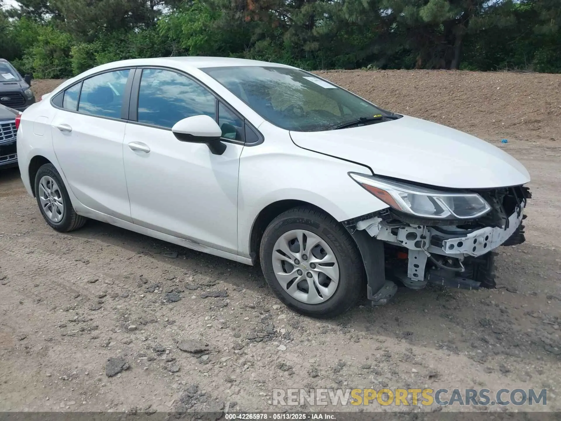 1 fotografías del automóvil dañado 1G1BC5SM6K7127626 CHEVROLET CRUZE 2019