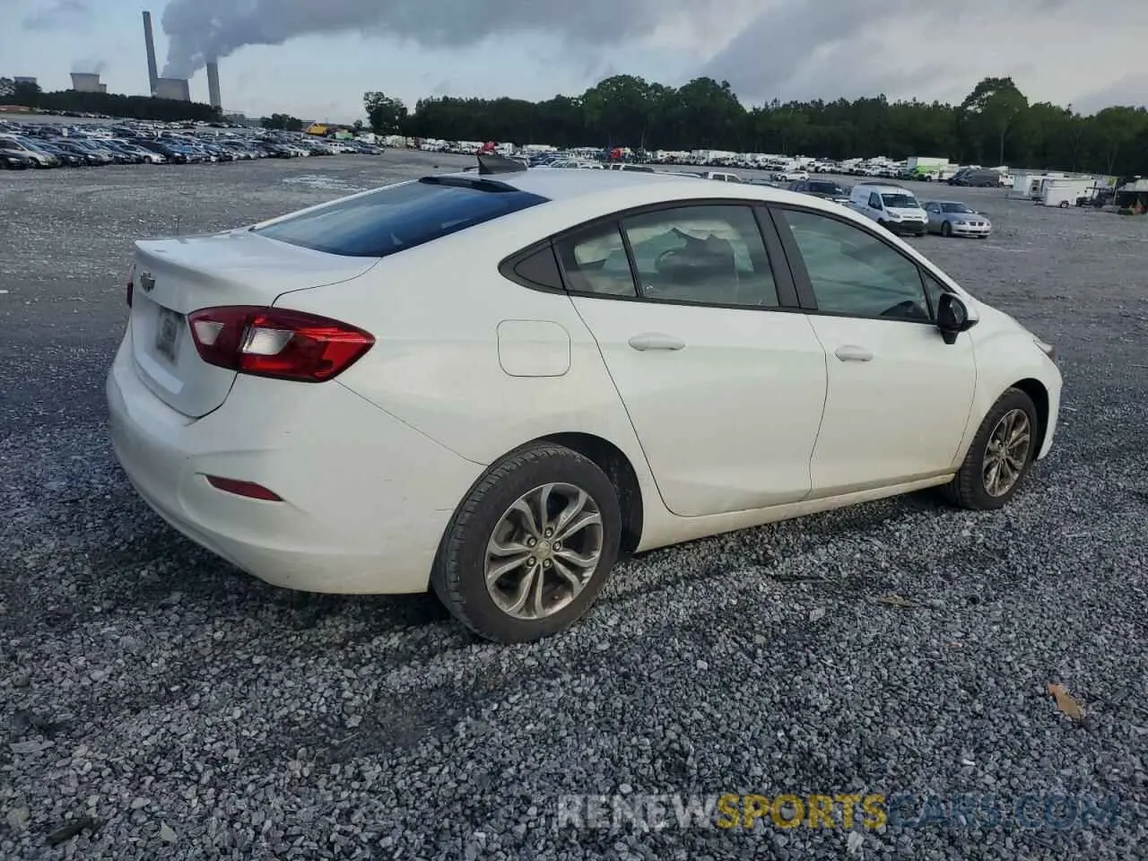 3 fotografías del automóvil dañado 1G1BC5SM7K7125609 CHEVROLET CRUZE 2019
