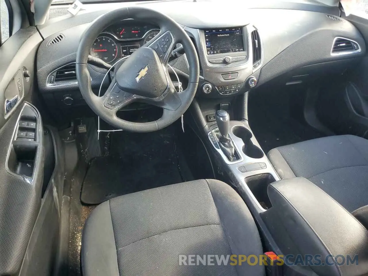 8 fotografías del automóvil dañado 1G1BC5SM7K7125609 CHEVROLET CRUZE 2019