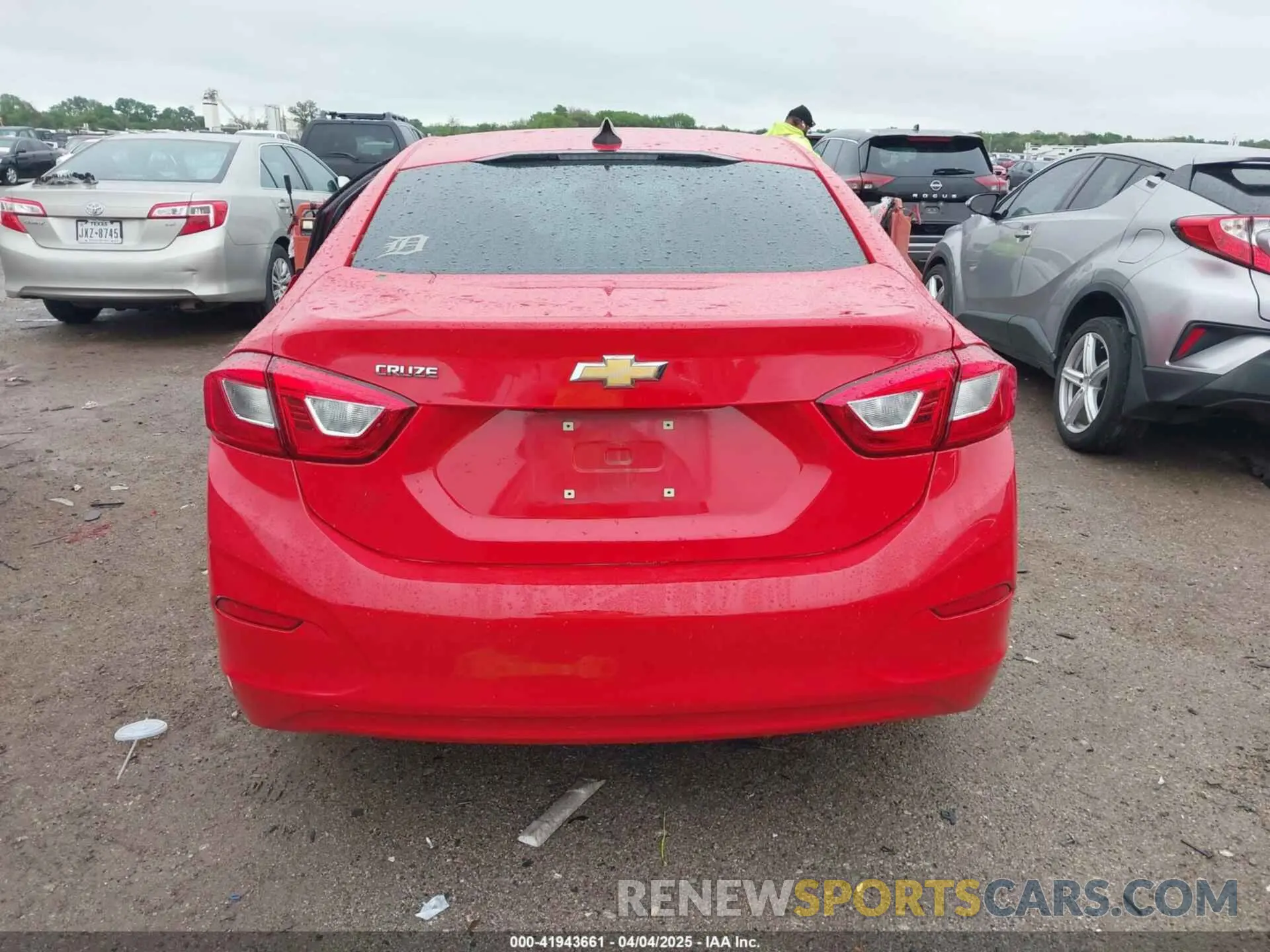16 fotografías del automóvil dañado 1G1BC5SM7K7128073 CHEVROLET CRUZE 2019
