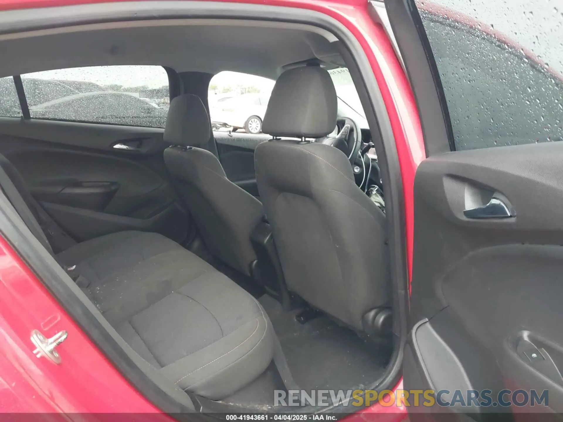 8 fotografías del automóvil dañado 1G1BC5SM7K7128073 CHEVROLET CRUZE 2019