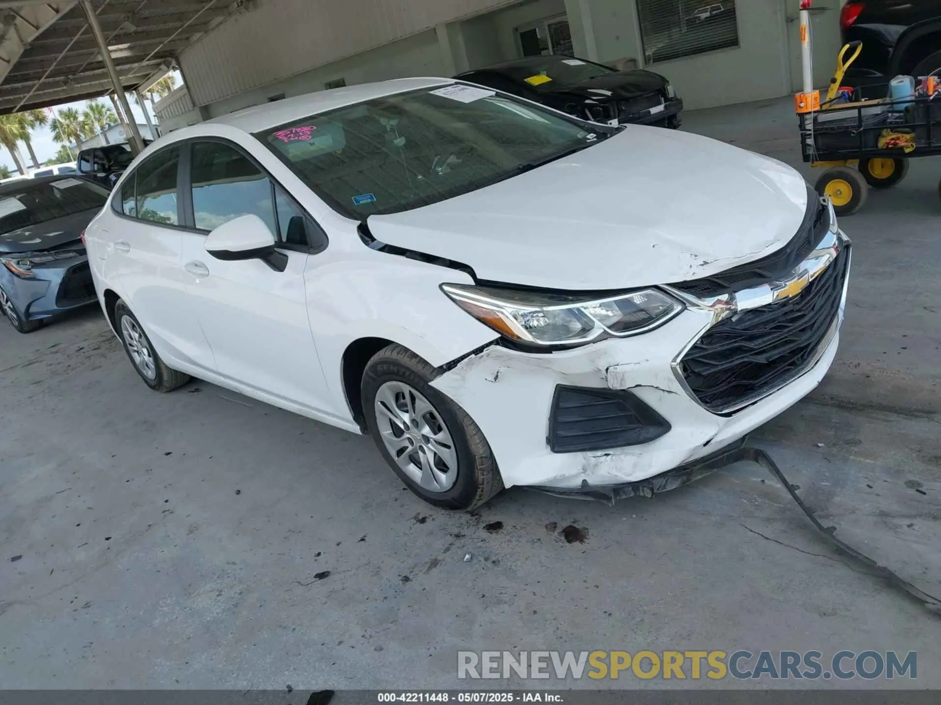 1 fotografías del automóvil dañado 1G1BC5SM7K7151417 CHEVROLET CRUZE 2019