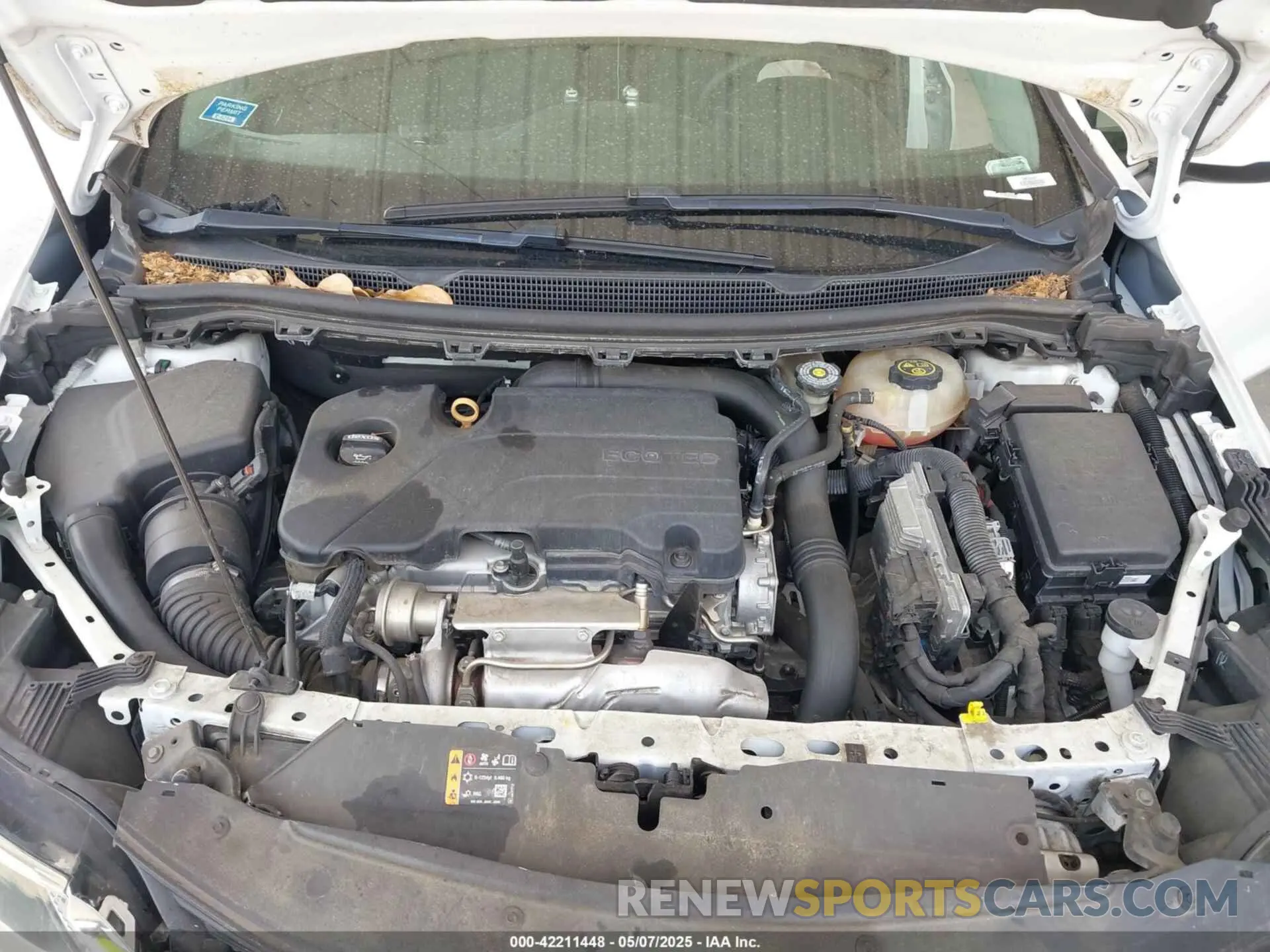 10 fotografías del automóvil dañado 1G1BC5SM7K7151417 CHEVROLET CRUZE 2019