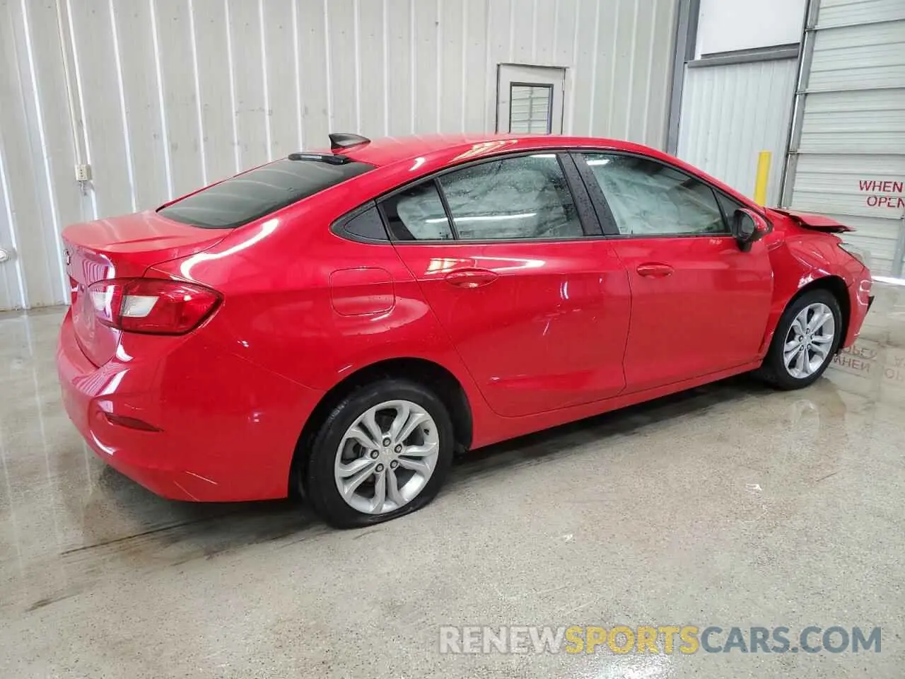 3 fotografías del automóvil dañado 1G1BC5SM8K7135789 CHEVROLET CRUZE 2019