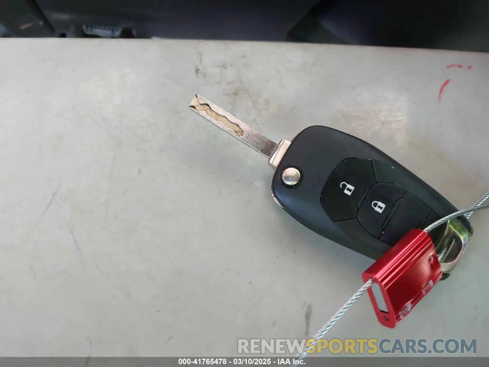 11 fotografías del automóvil dañado 1G1BC5SM8K7147845 CHEVROLET CRUZE 2019