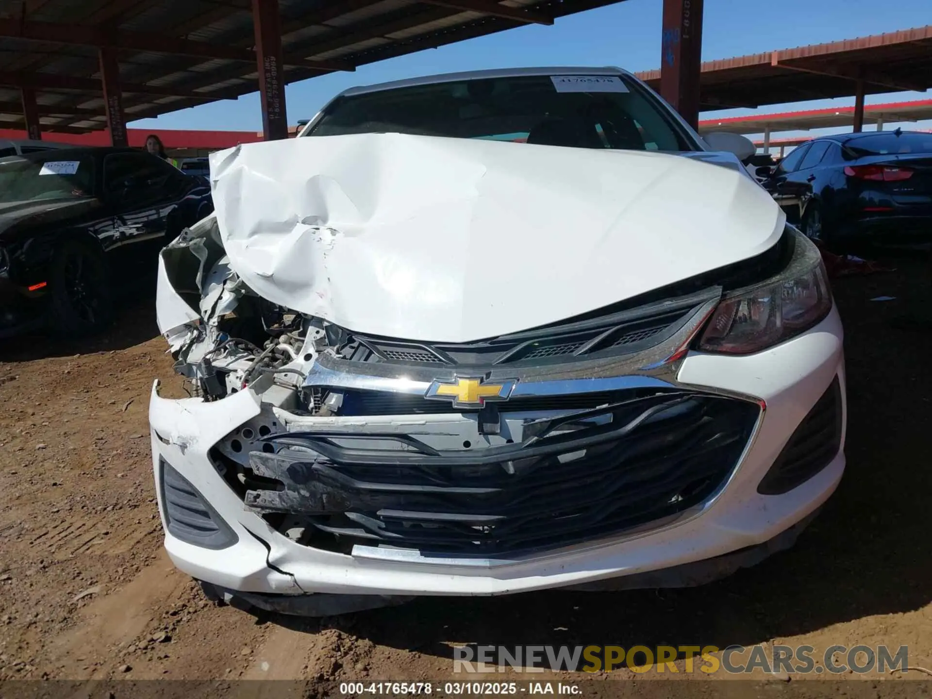 12 fotografías del automóvil dañado 1G1BC5SM8K7147845 CHEVROLET CRUZE 2019