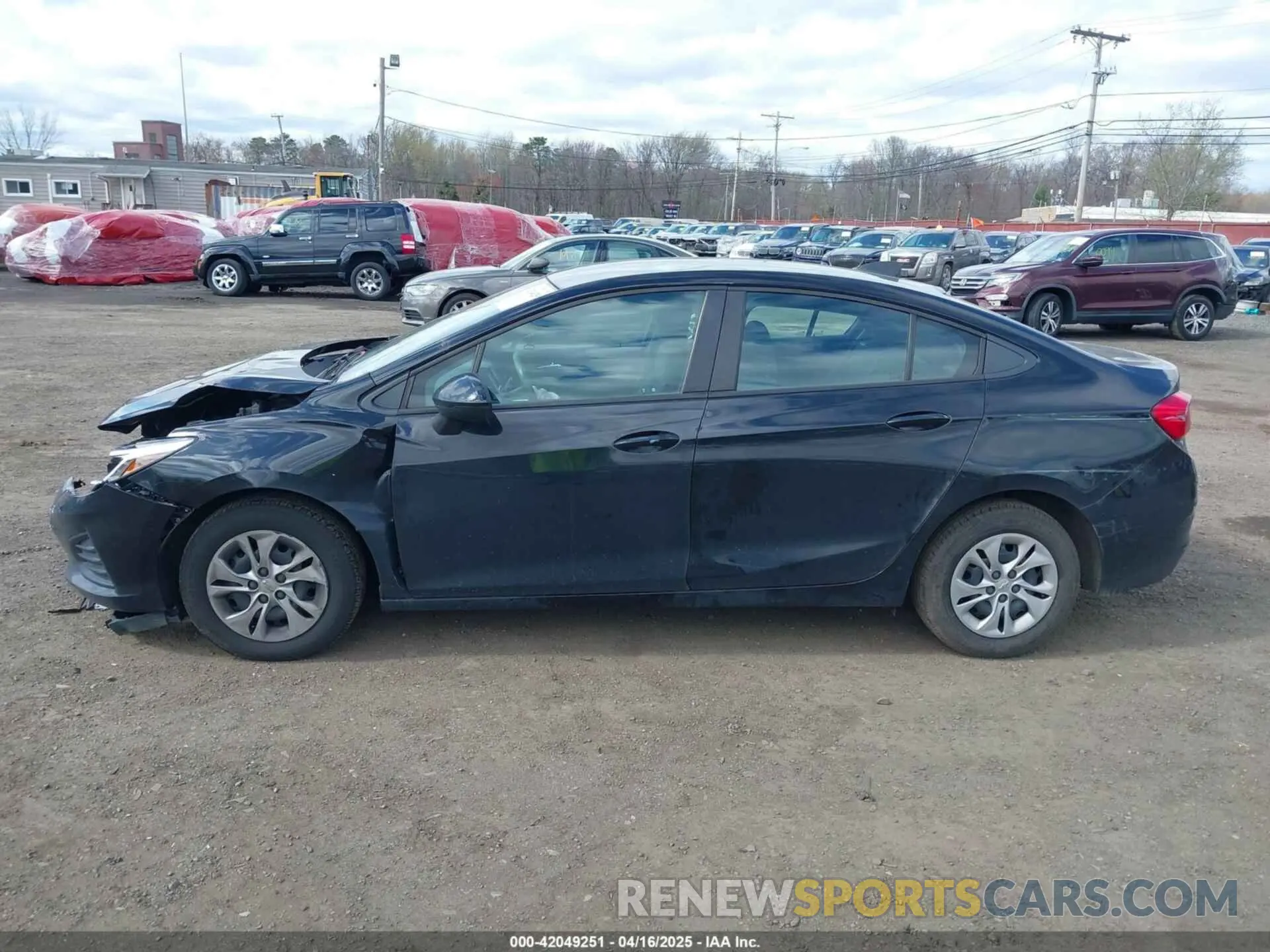 14 fotografías del automóvil dañado 1G1BC5SM8K7151216 CHEVROLET CRUZE 2019