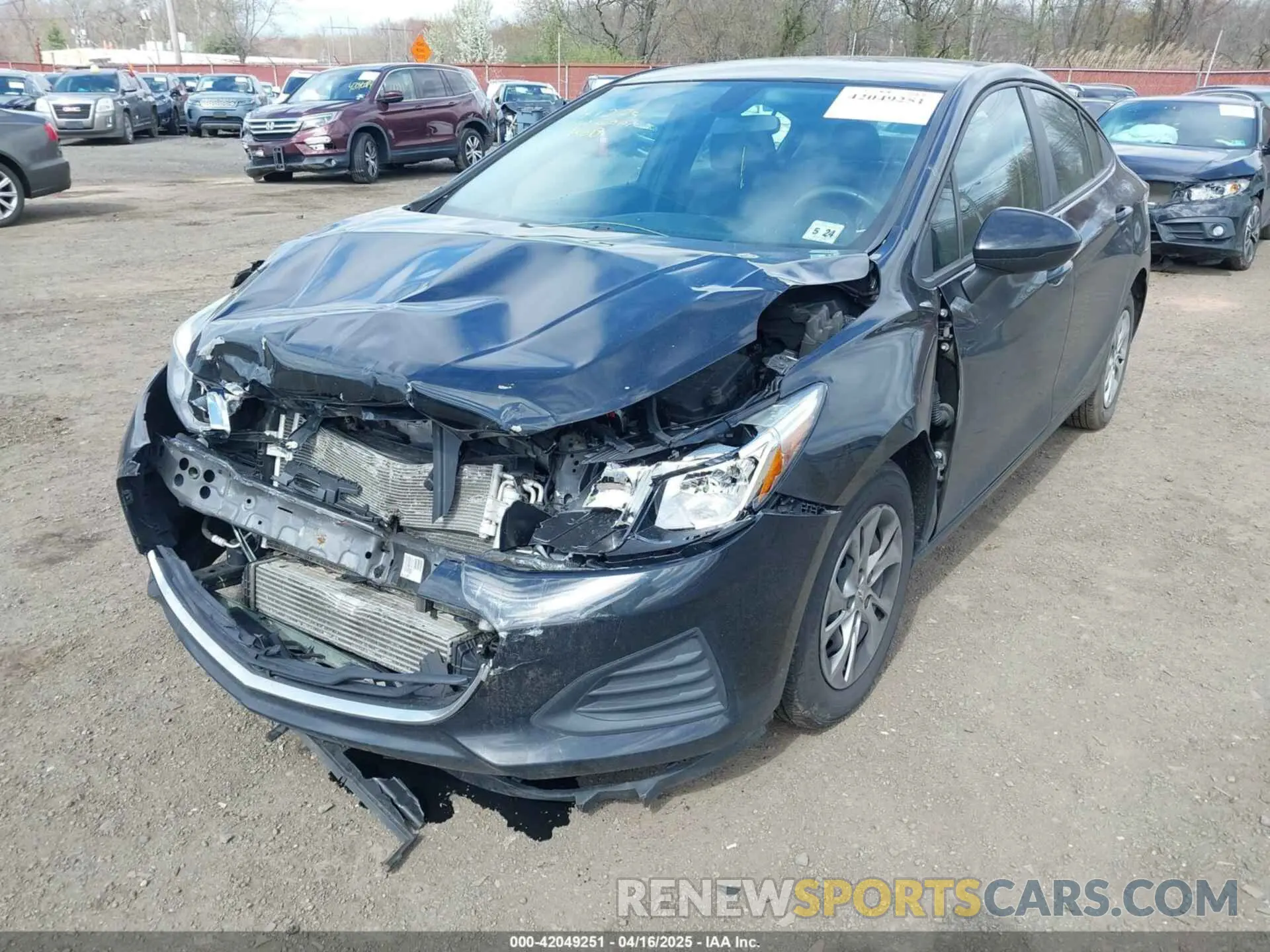 6 fotografías del automóvil dañado 1G1BC5SM8K7151216 CHEVROLET CRUZE 2019