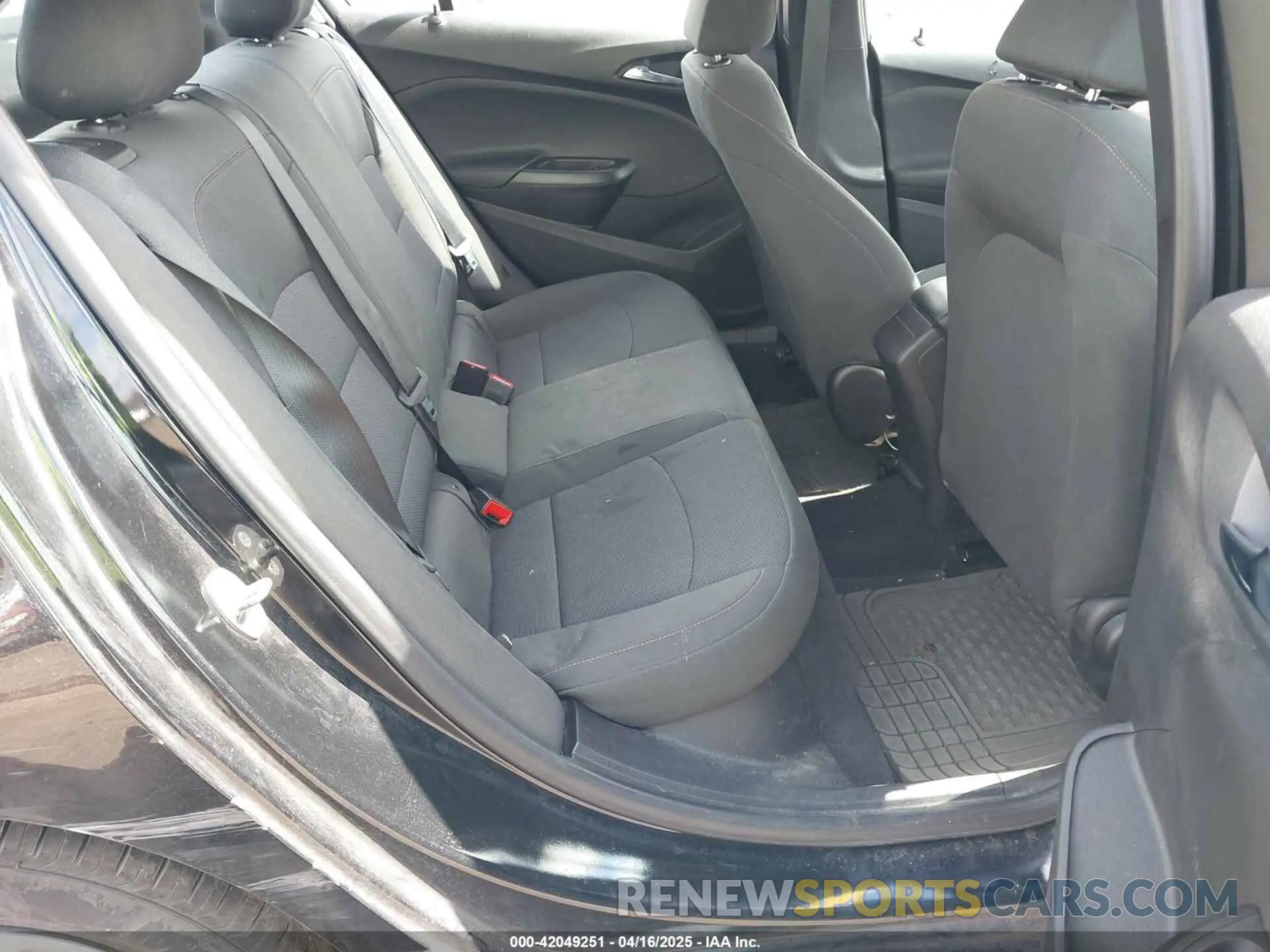 8 fotografías del automóvil dañado 1G1BC5SM8K7151216 CHEVROLET CRUZE 2019
