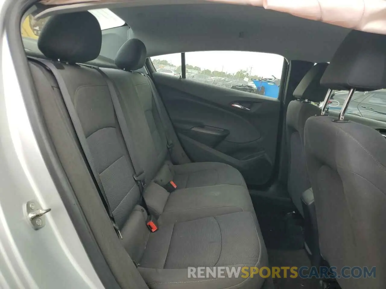 10 fotografías del automóvil dañado 1G1BC5SM9K7109928 CHEVROLET CRUZE 2019