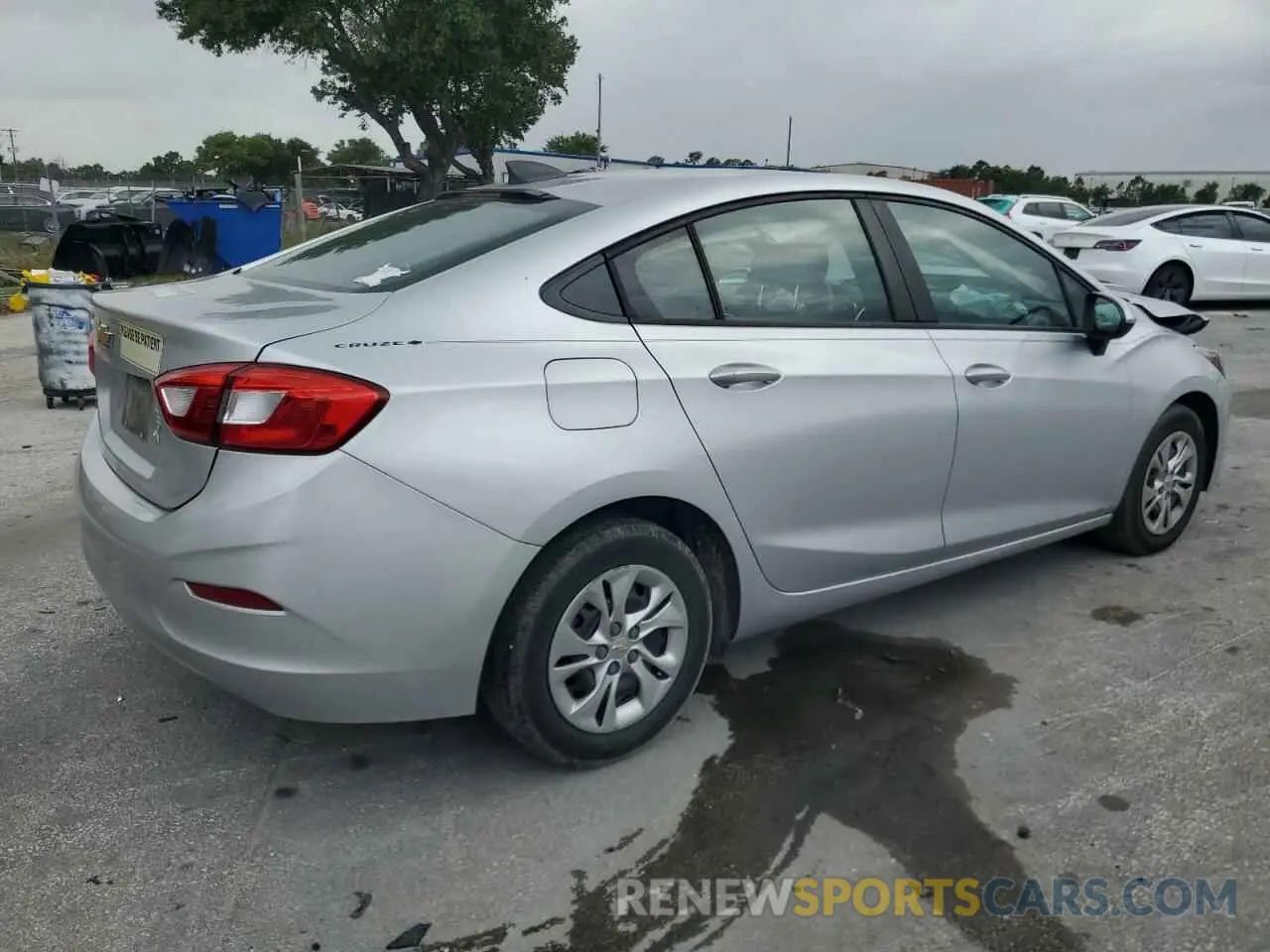 3 fotografías del automóvil dañado 1G1BC5SM9K7109928 CHEVROLET CRUZE 2019
