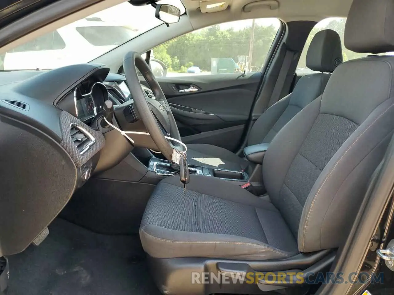 7 fotografías del automóvil dañado 1G1BC5SM9K7112263 CHEVROLET CRUZE 2019