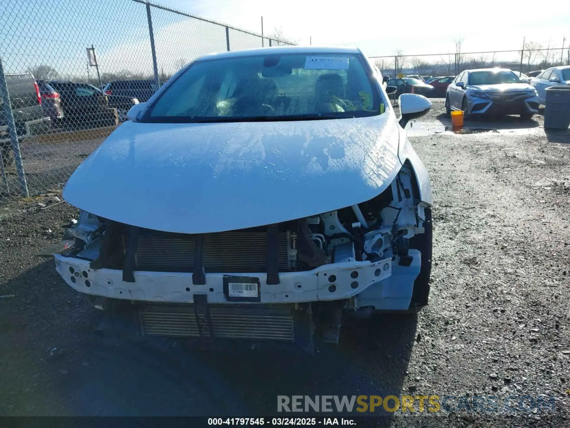 6 fotografías del automóvil dañado 1G1BC5SM9K7134778 CHEVROLET CRUZE 2019