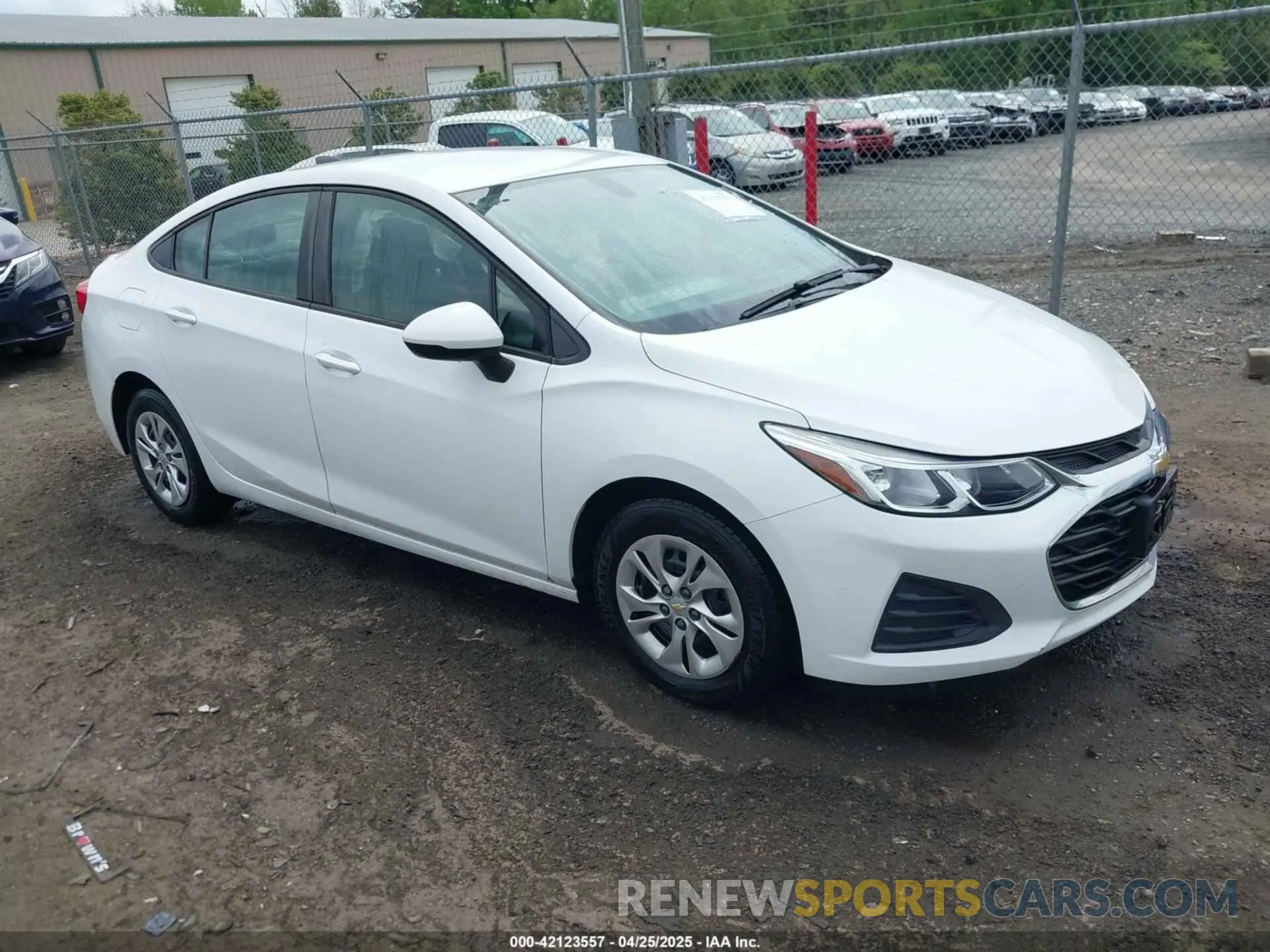 1 fotografías del automóvil dañado 1G1BC5SM9K7135736 CHEVROLET CRUZE 2019