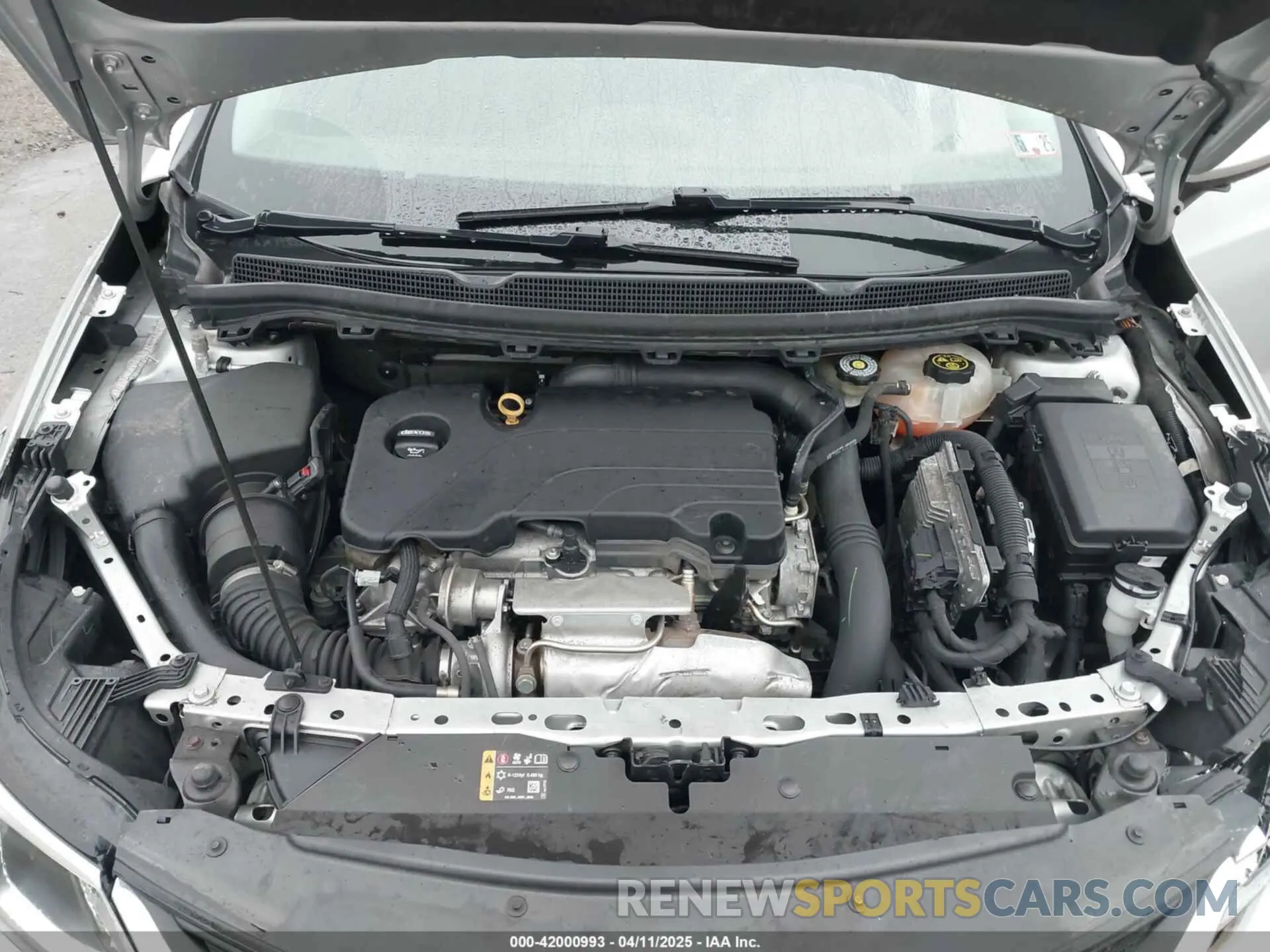 10 fotografías del automóvil dañado 1G1BC5SMXK7135096 CHEVROLET CRUZE 2019
