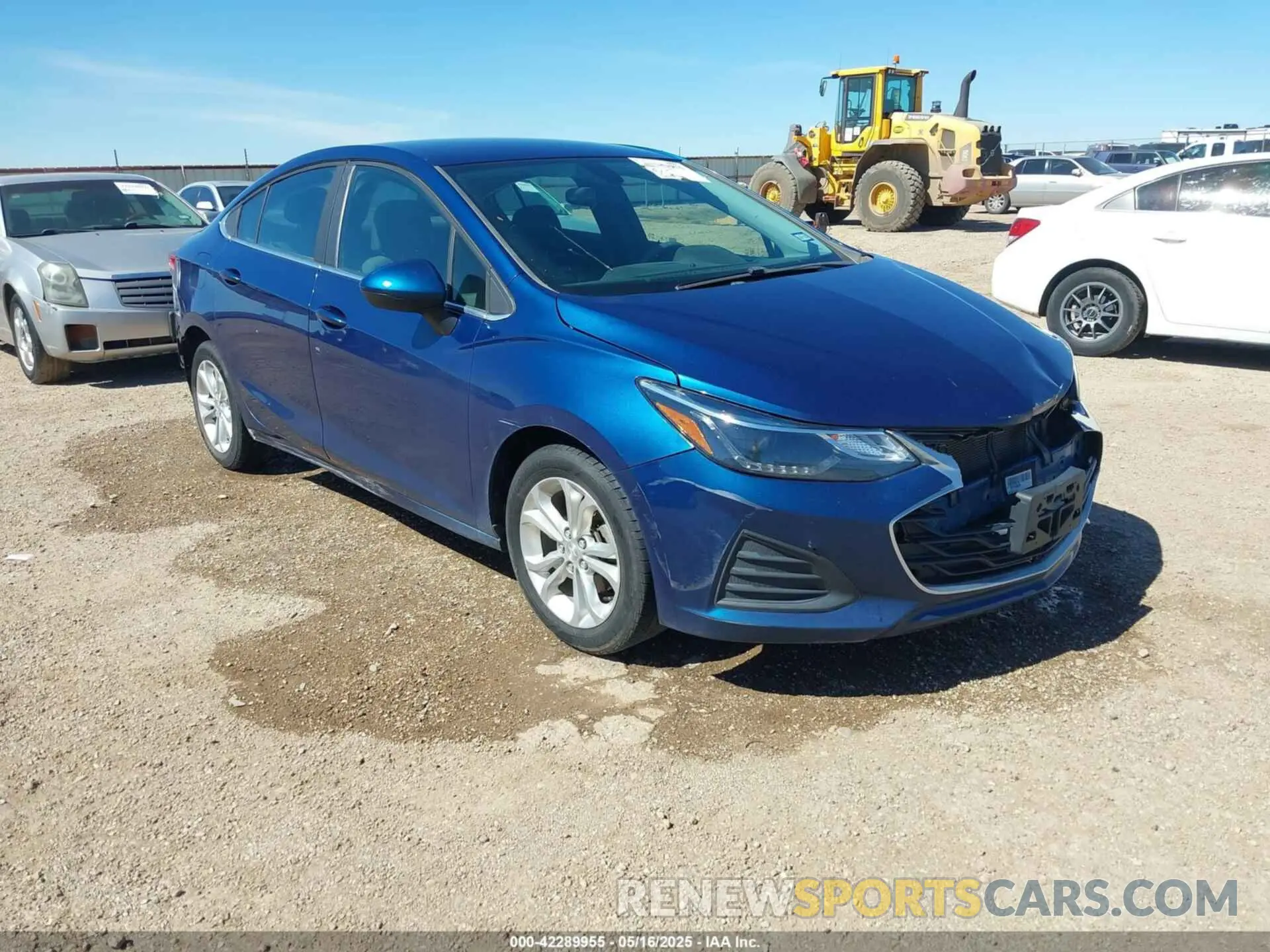 1 fotografías del automóvil dañado 1G1BE5SM0K7114963 CHEVROLET CRUZE 2019