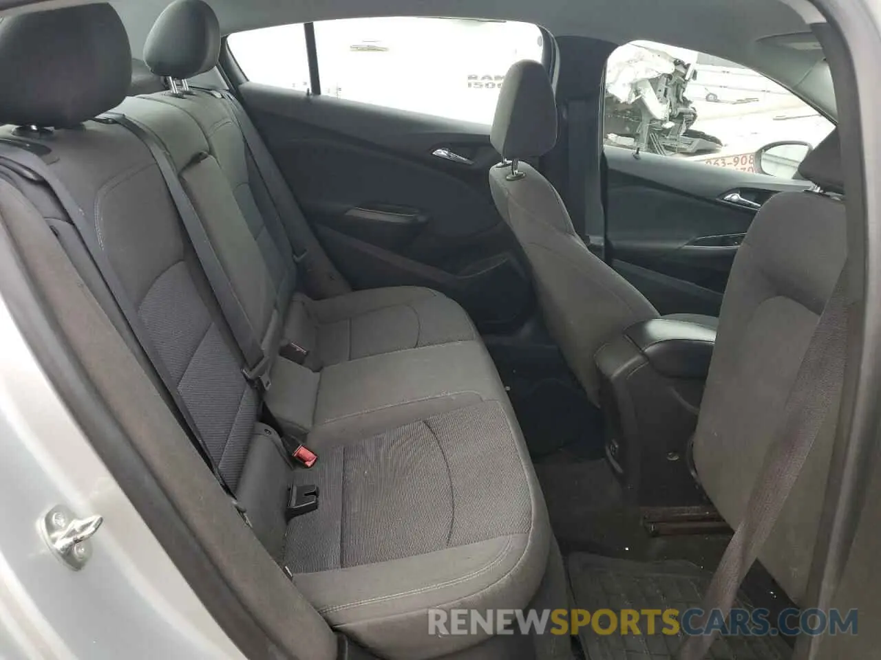 10 fotografías del automóvil dañado 1G1BE5SM0K7117359 CHEVROLET CRUZE 2019
