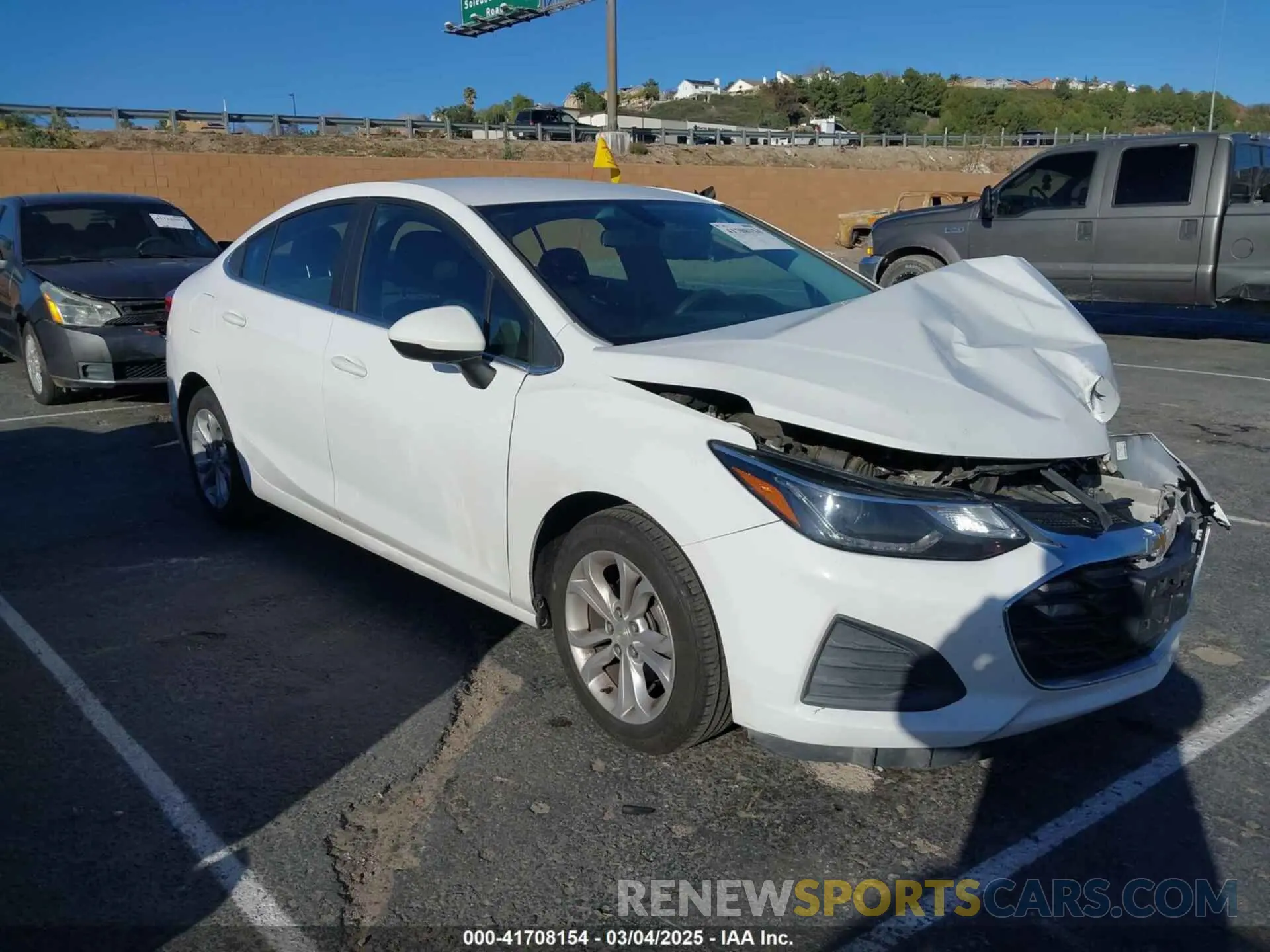 1 fotografías del automóvil dañado 1G1BE5SM0K7121251 CHEVROLET CRUZE 2019