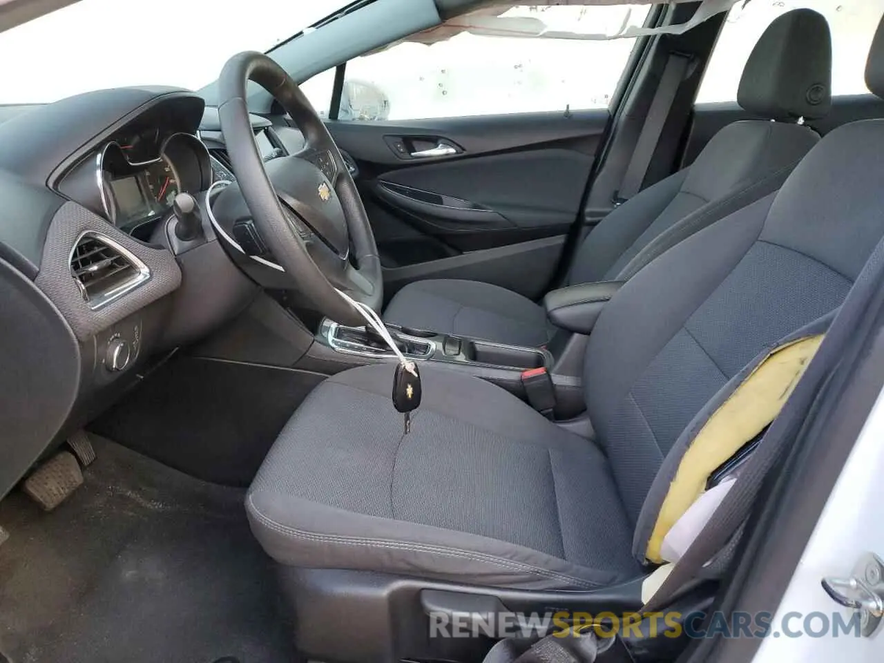 7 fotografías del automóvil dañado 1G1BE5SM0K7121296 CHEVROLET CRUZE 2019