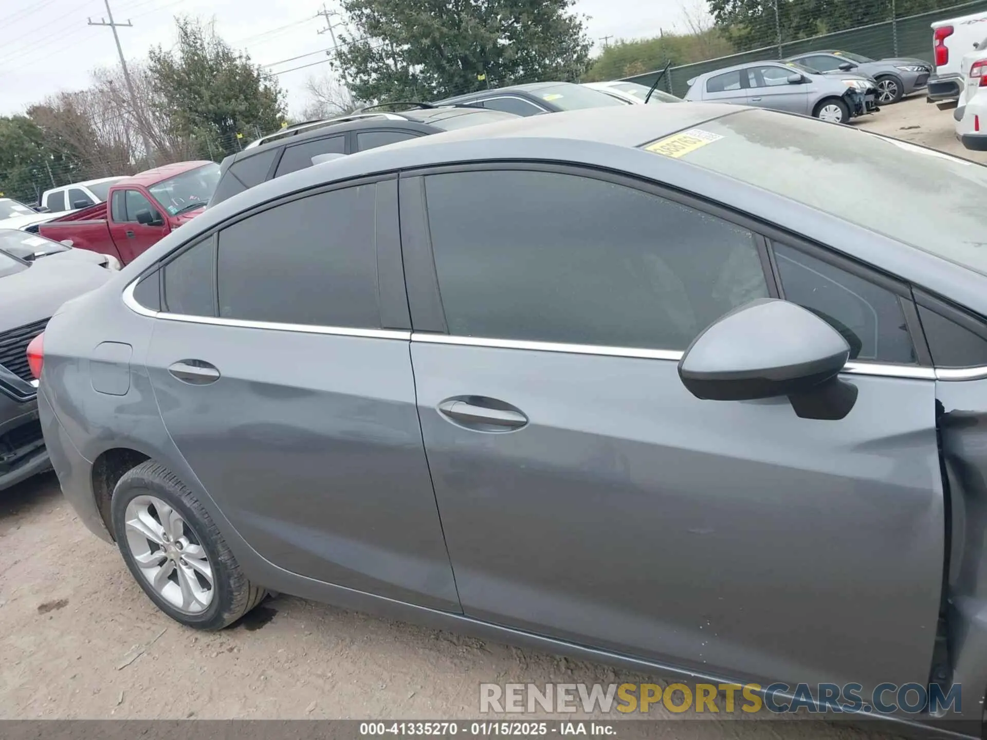 13 fotografías del automóvil dañado 1G1BE5SM1K7127608 CHEVROLET CRUZE 2019