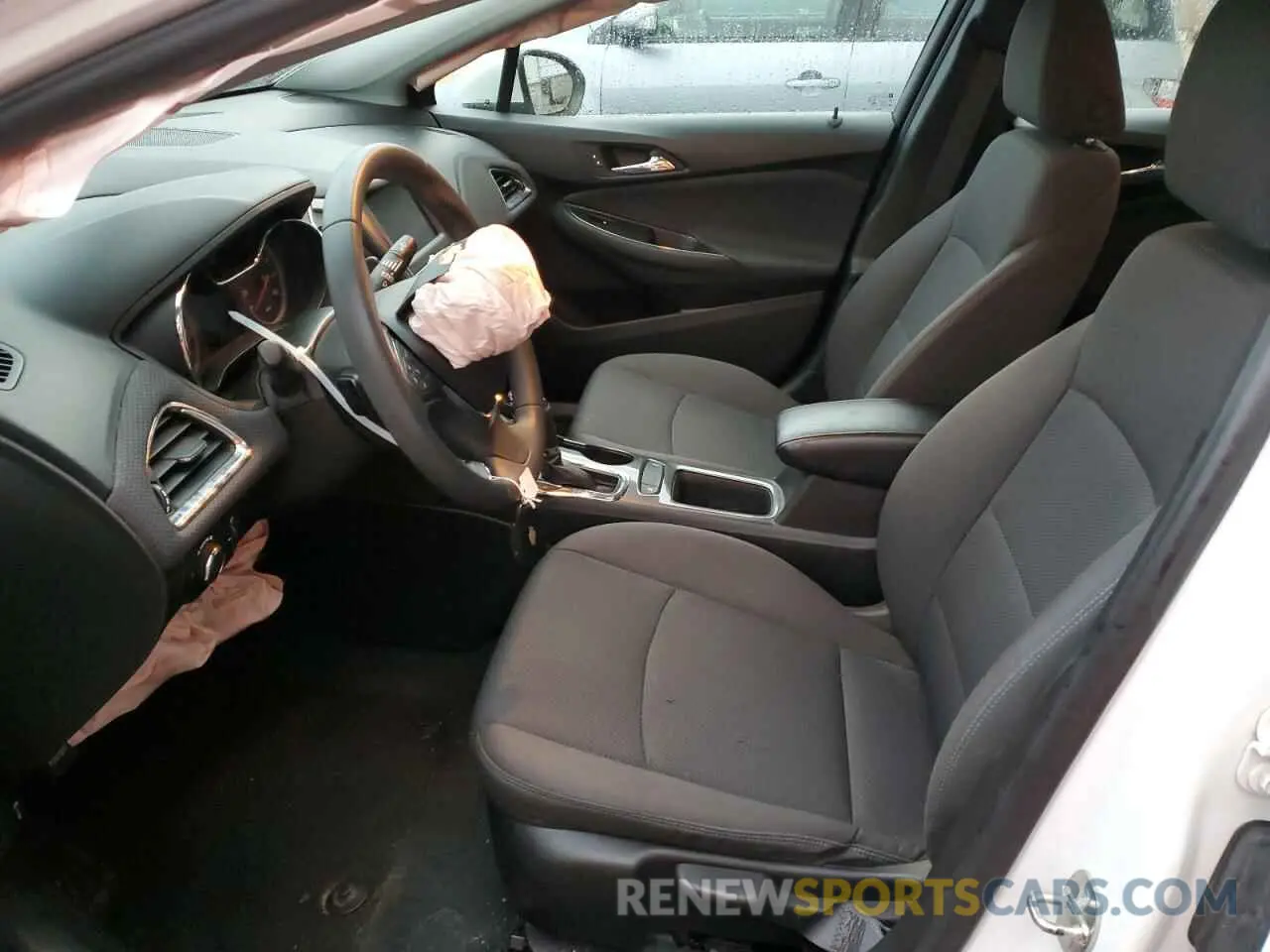 7 fotografías del automóvil dañado 1G1BE5SM1K7140472 CHEVROLET CRUZE 2019