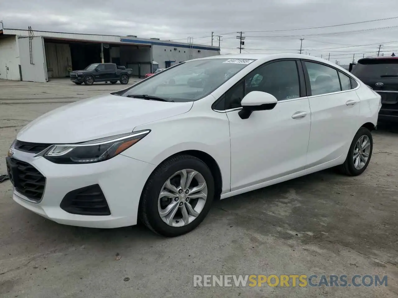 1 fotografías del automóvil dañado 1G1BE5SM1K7143582 CHEVROLET CRUZE 2019