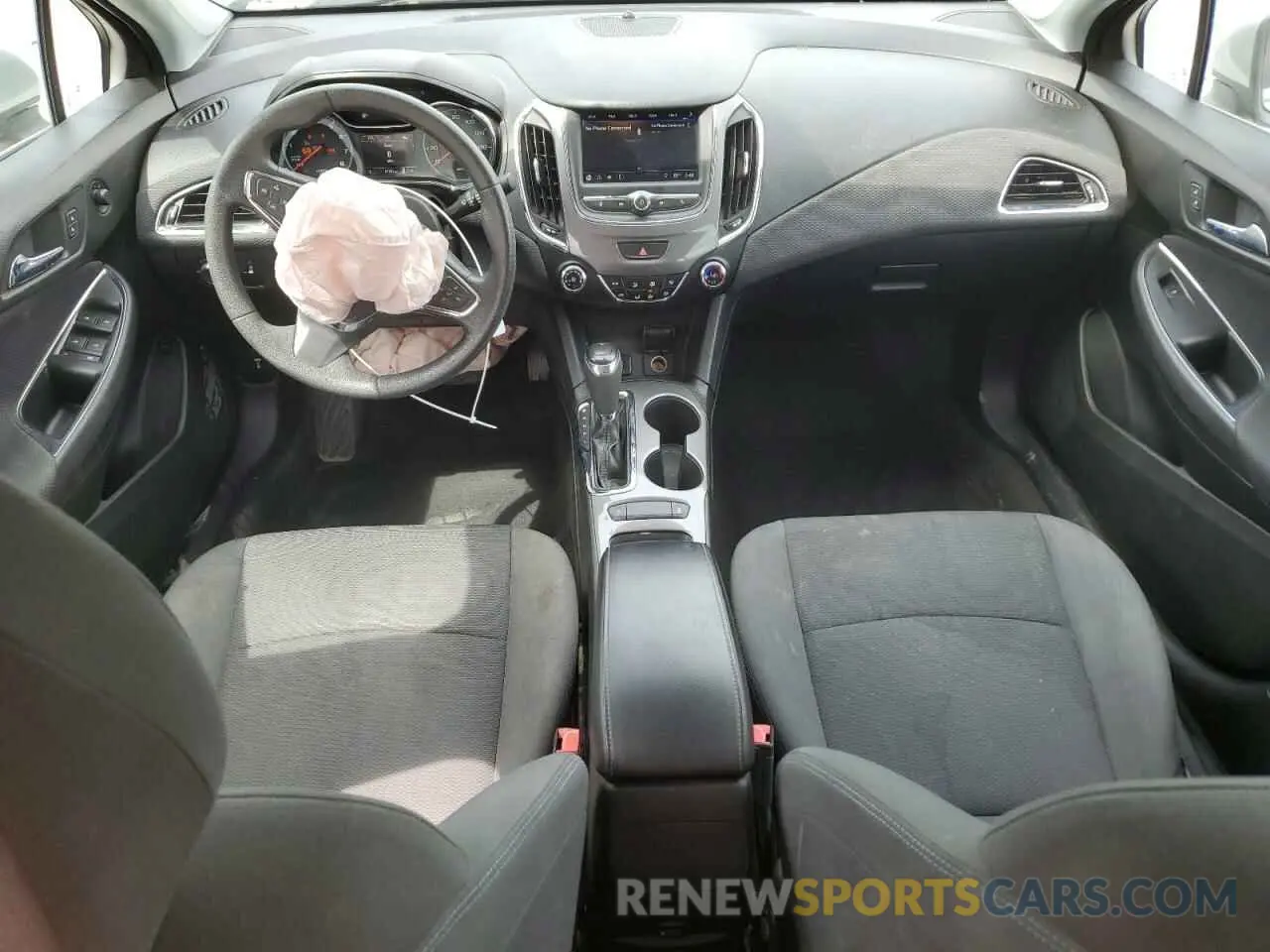 8 fotografías del automóvil dañado 1G1BE5SM2K7117279 CHEVROLET CRUZE 2019