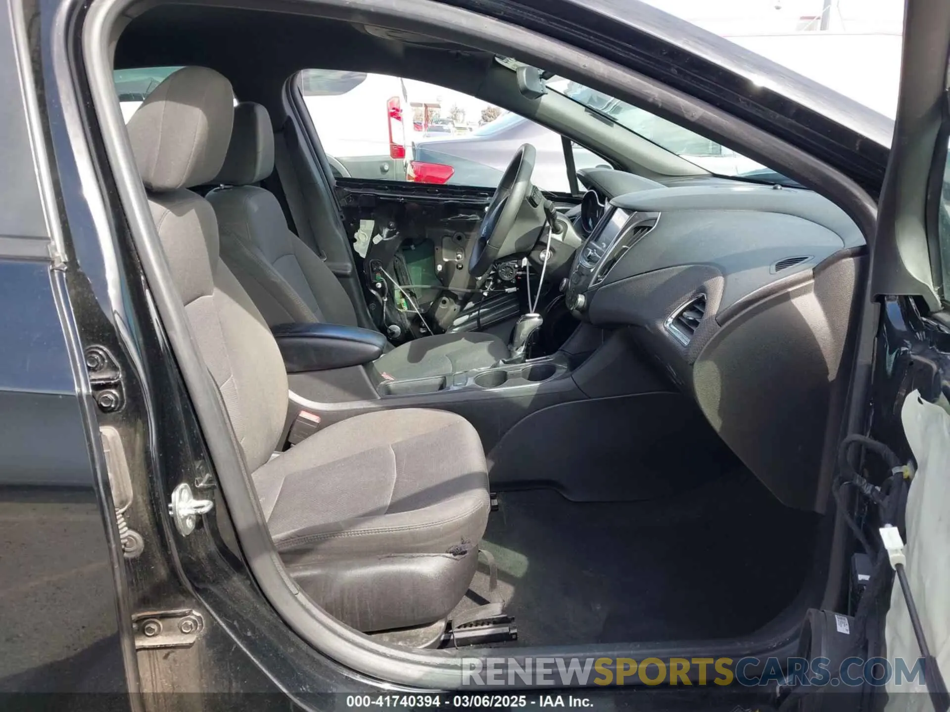 5 fotografías del automóvil dañado 1G1BE5SM2K7119985 CHEVROLET CRUZE 2019