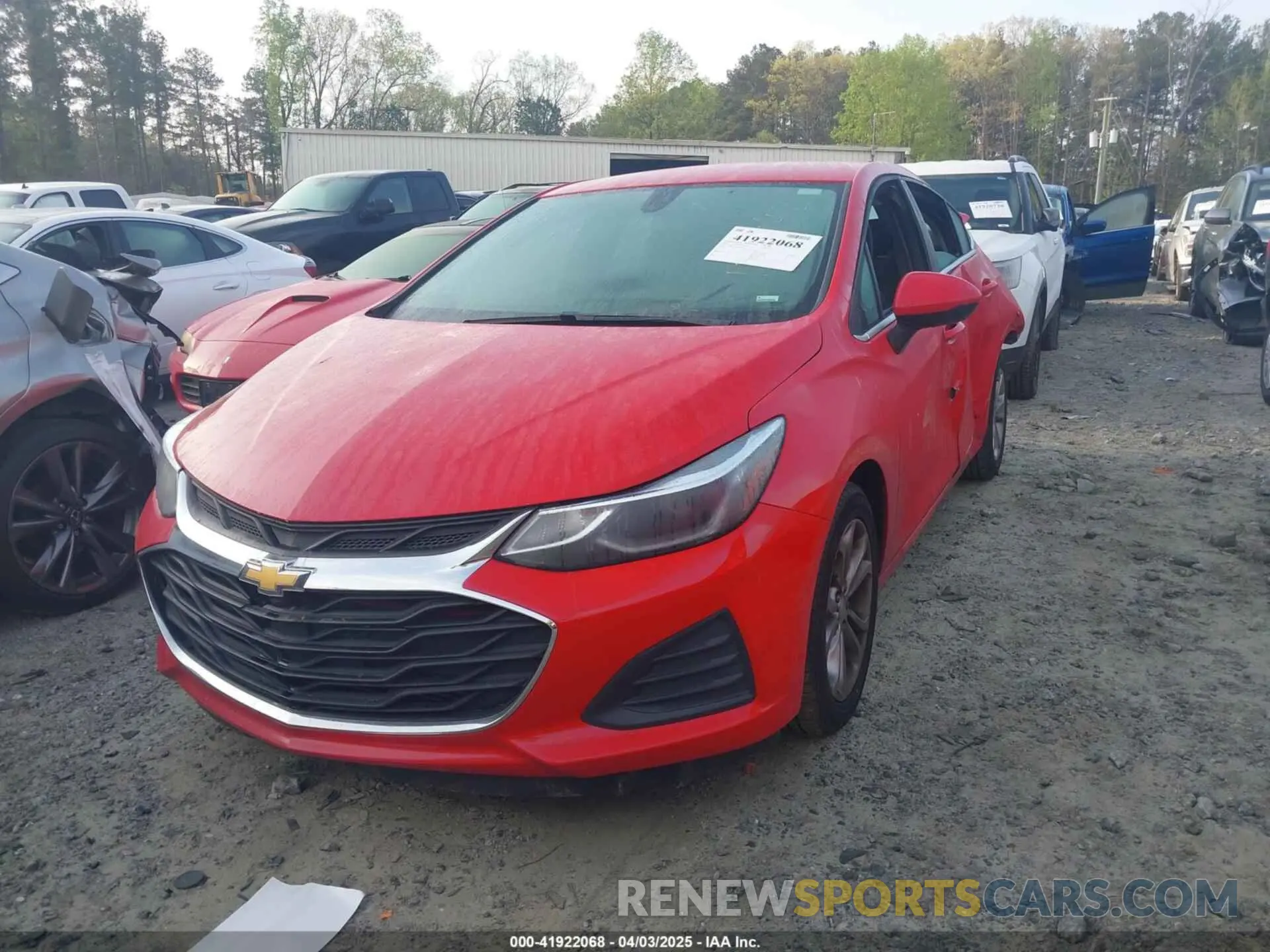 2 fotografías del automóvil dañado 1G1BE5SM2K7127942 CHEVROLET CRUZE 2019