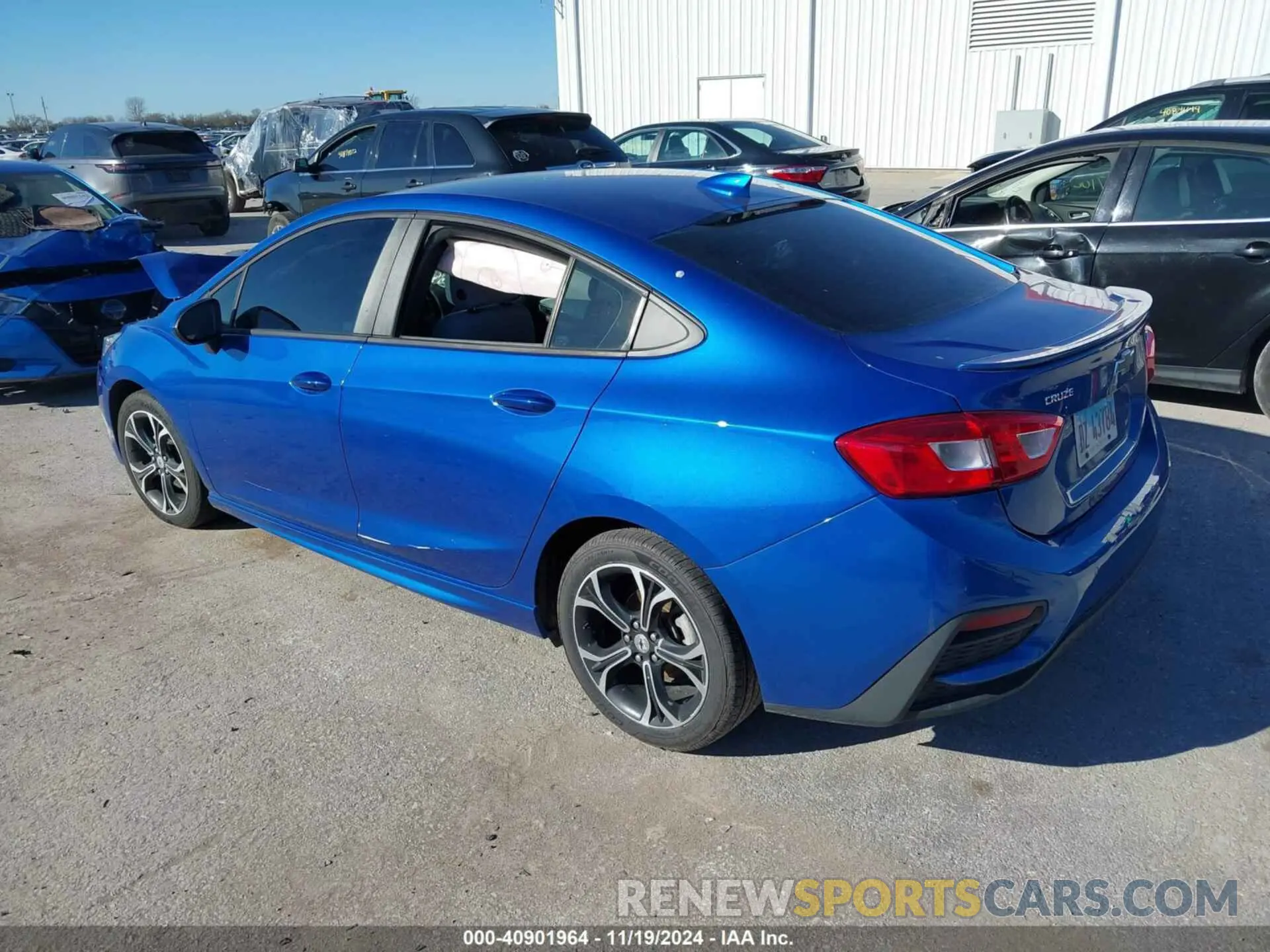 3 fotografías del automóvil dañado 1G1BE5SM3K7104055 CHEVROLET CRUZE 2019