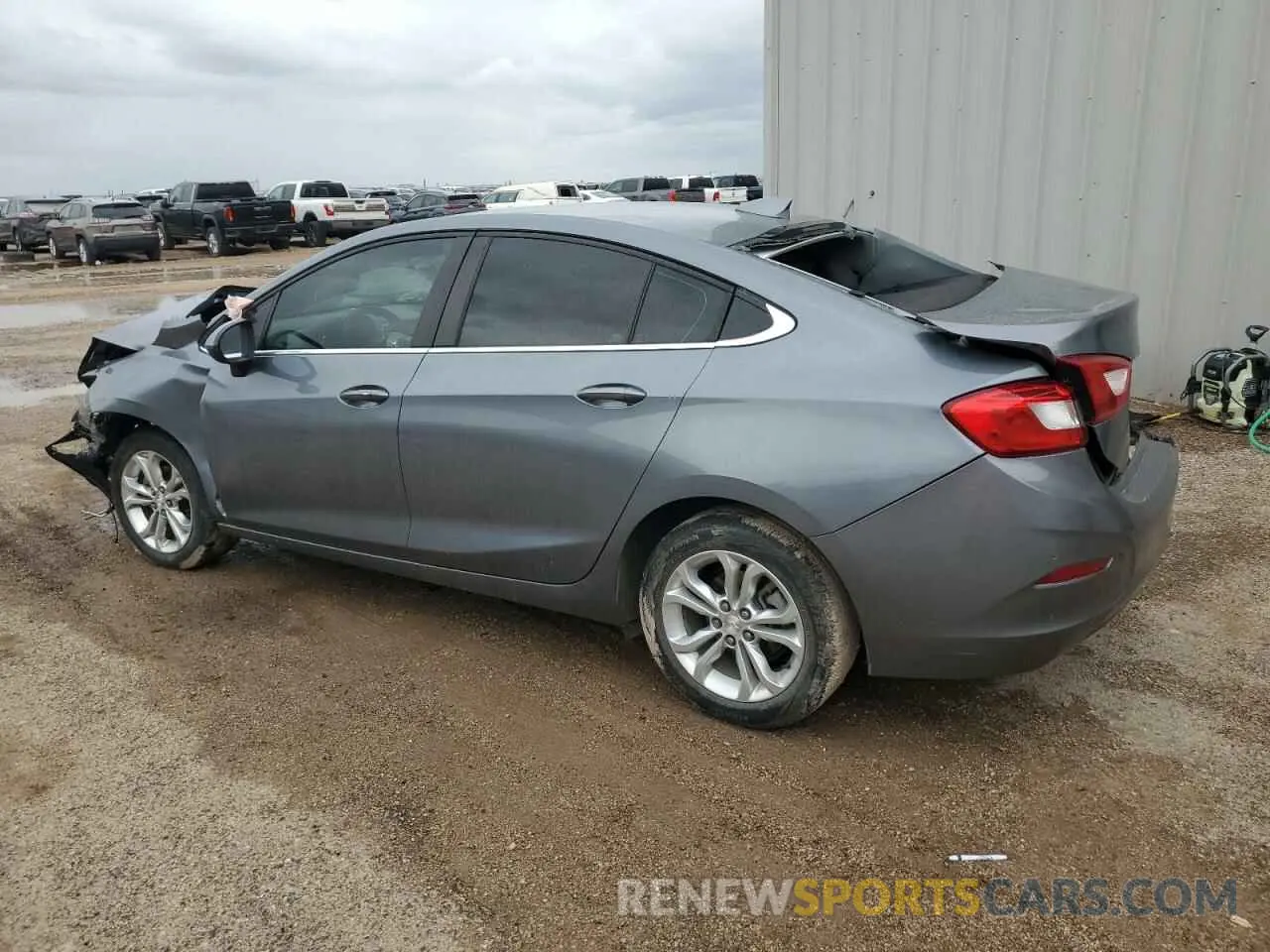 2 fotografías del automóvil dañado 1G1BE5SM3K7106422 CHEVROLET CRUZE 2019
