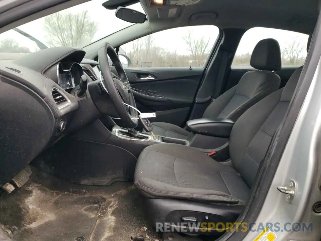7 fotografías del automóvil dañado 1G1BE5SM3K7114116 CHEVROLET CRUZE 2019
