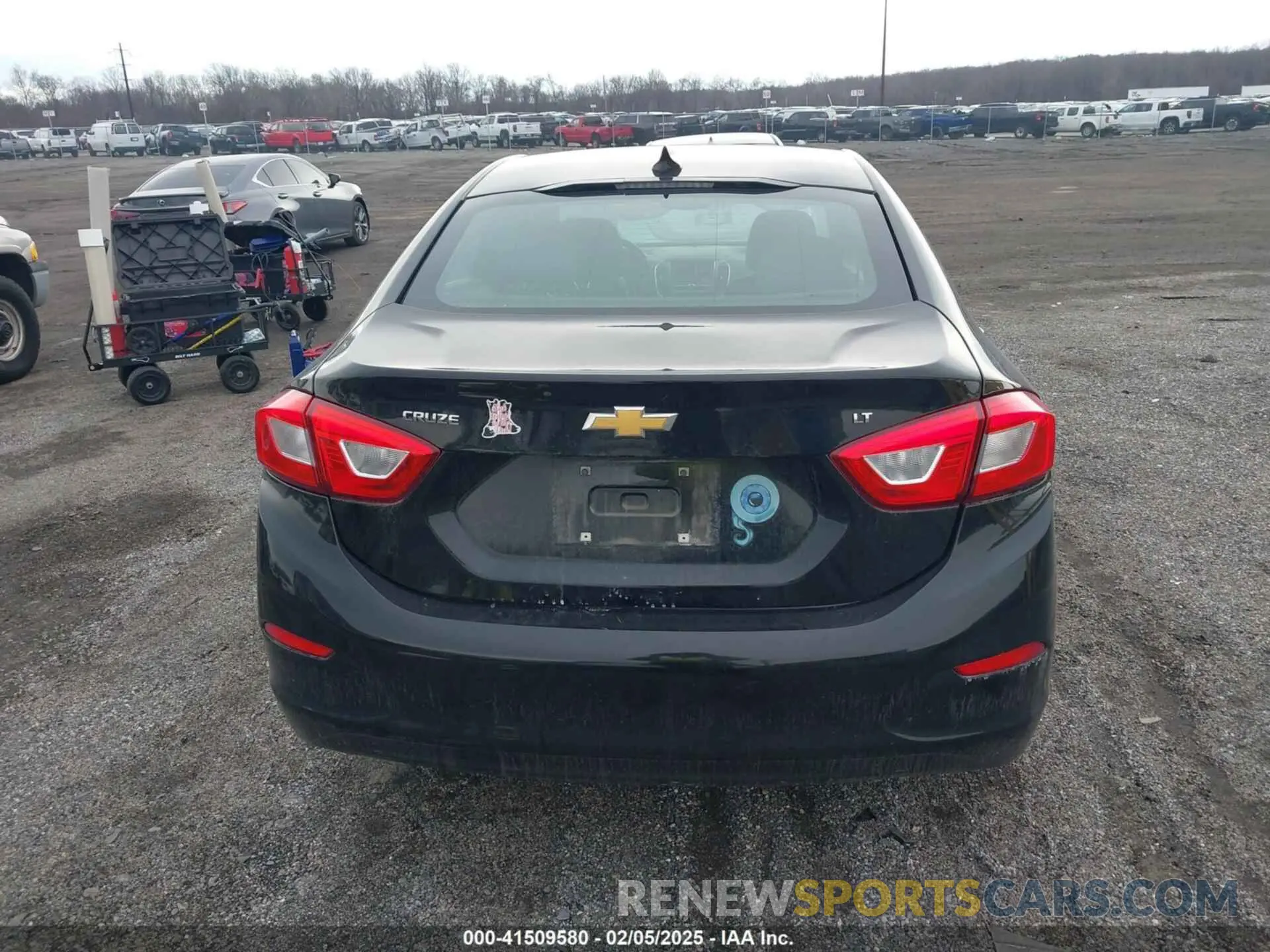 17 fotografías del automóvil dañado 1G1BE5SM3K7116111 CHEVROLET CRUZE 2019